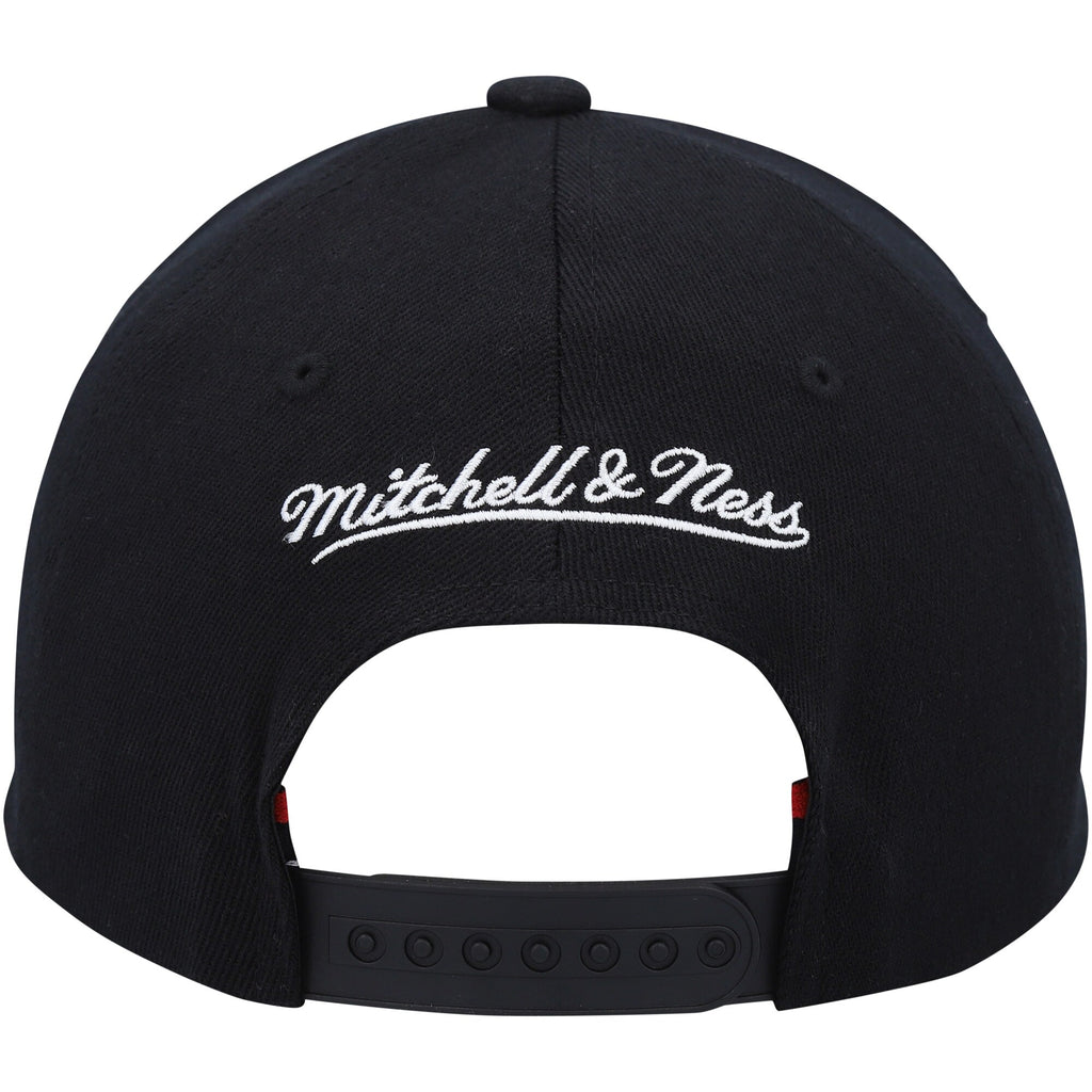 MENS MITCHELL & NESS NBA TEAM SCRIPT 2.0 STRETCH SNAPBACK TRAIL BLAZERS