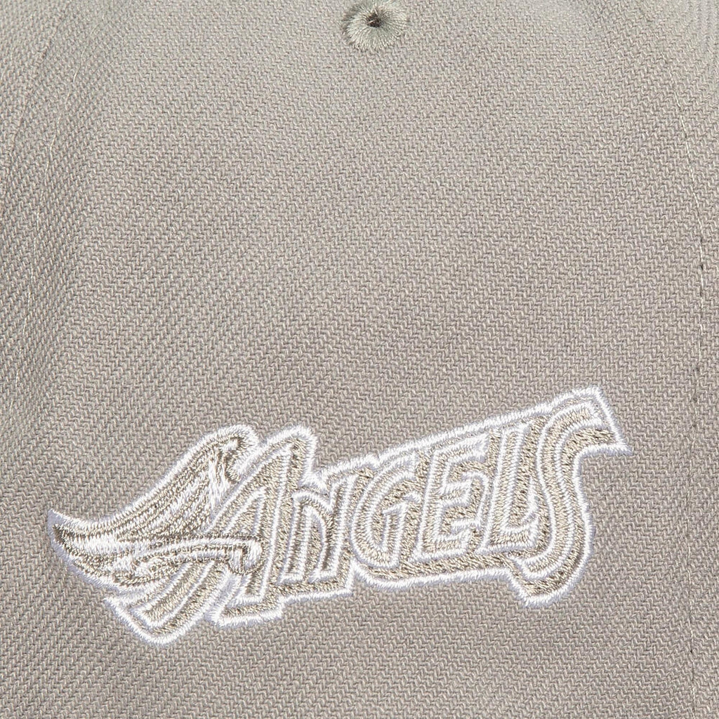 MENS MITCHELL & NESS MLB EVERGREEN GREY WHITE SNAPBACK COOP ANGELS