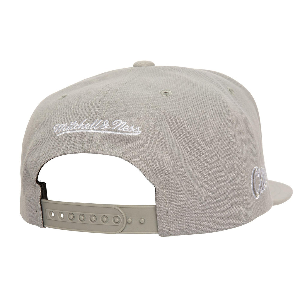 MENS MITCHELL & NESS MLB EVERGREEN GREY WHITE SNAPBACK WHITE SOX