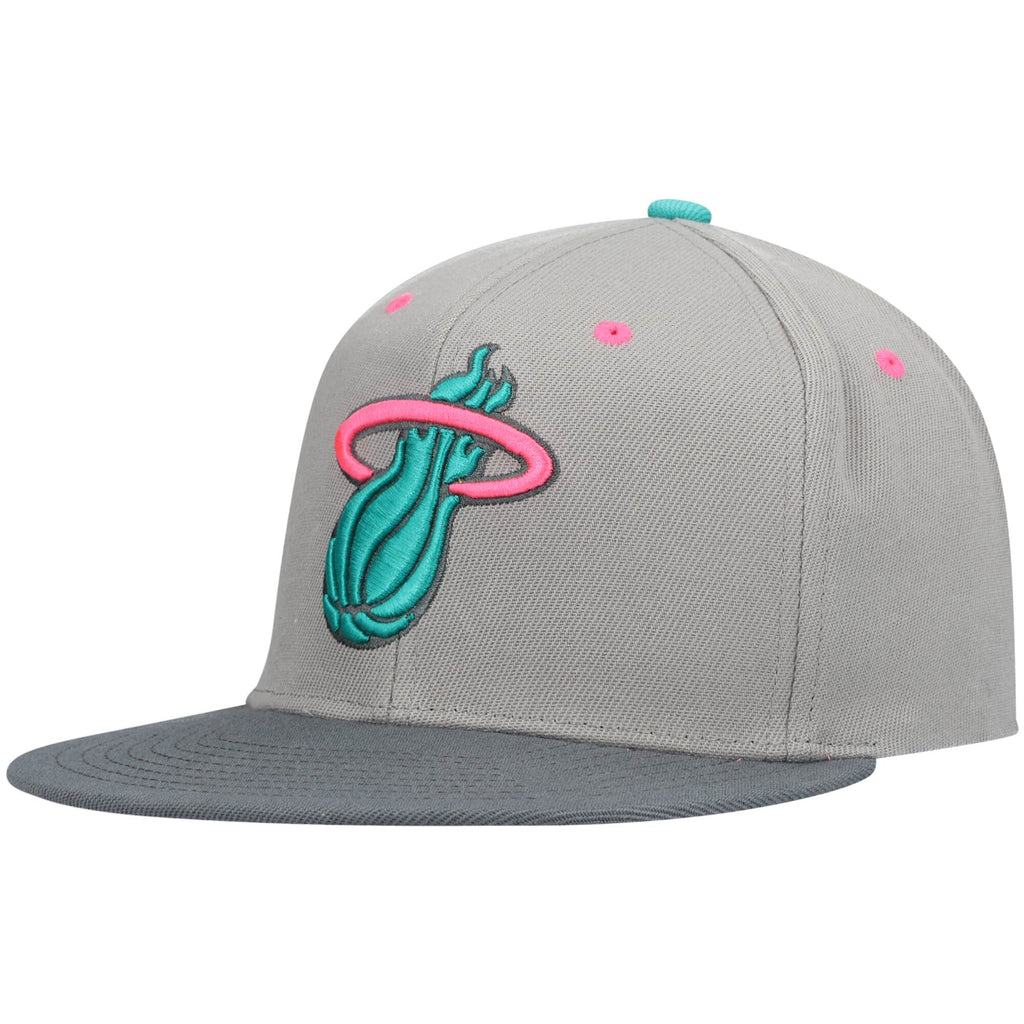 MENS MITCHELL & NESS NBA GRAY WOLF MAGS SNAPBACK HEAT - LIGHT GREY
