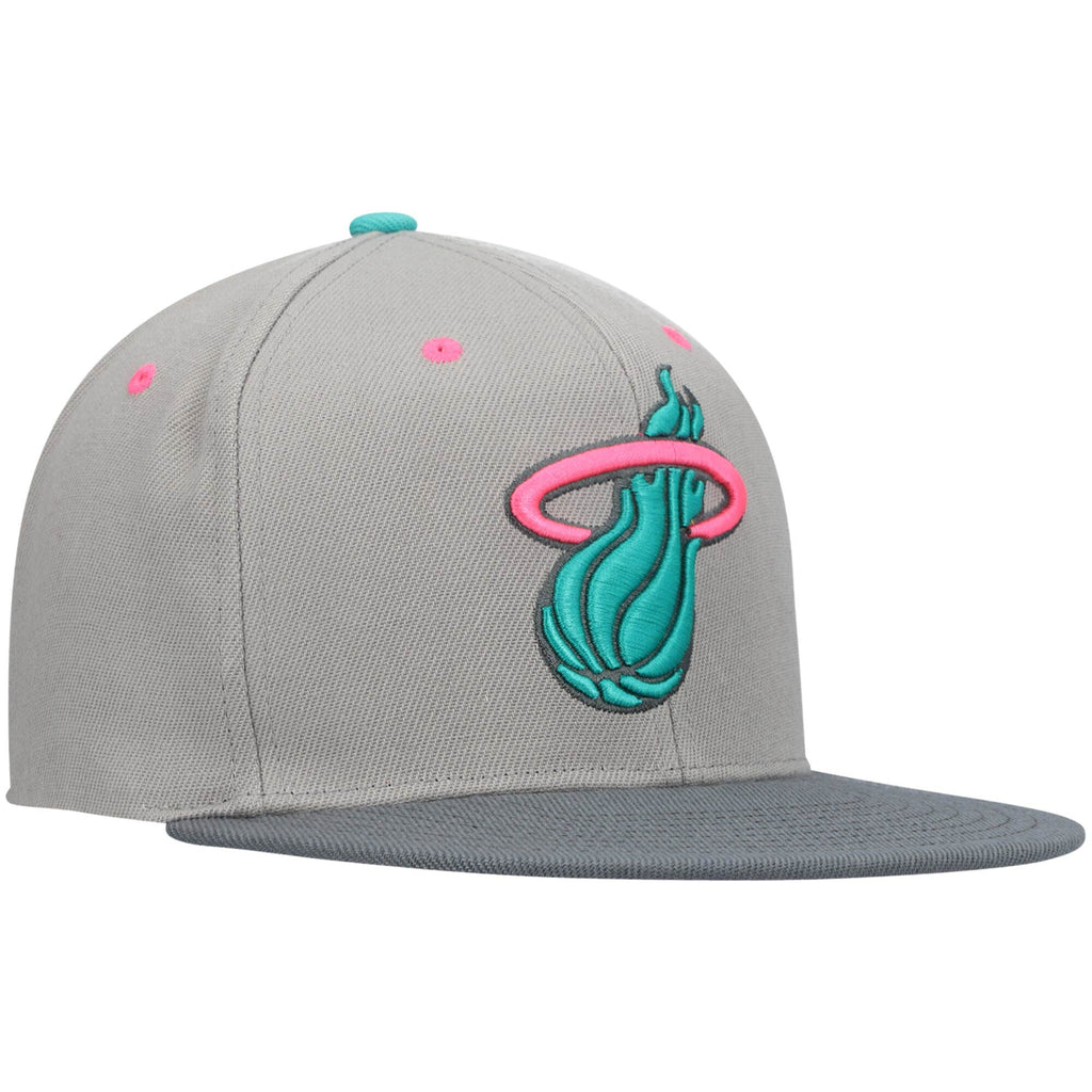 MENS MITCHELL & NESS NBA GRAY WOLF MAGS SNAPBACK HEAT - LIGHT GREY