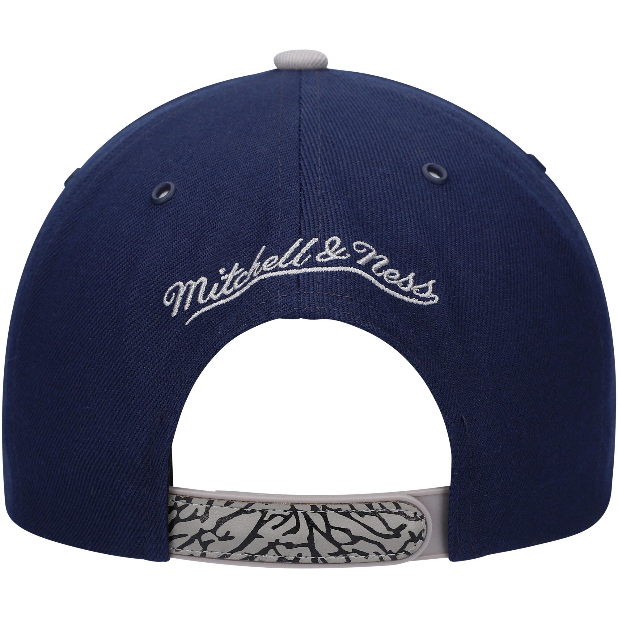 MENS MITCHELL & NESS NBA DAY 3 SNAPBACK BULLS - NAVY
