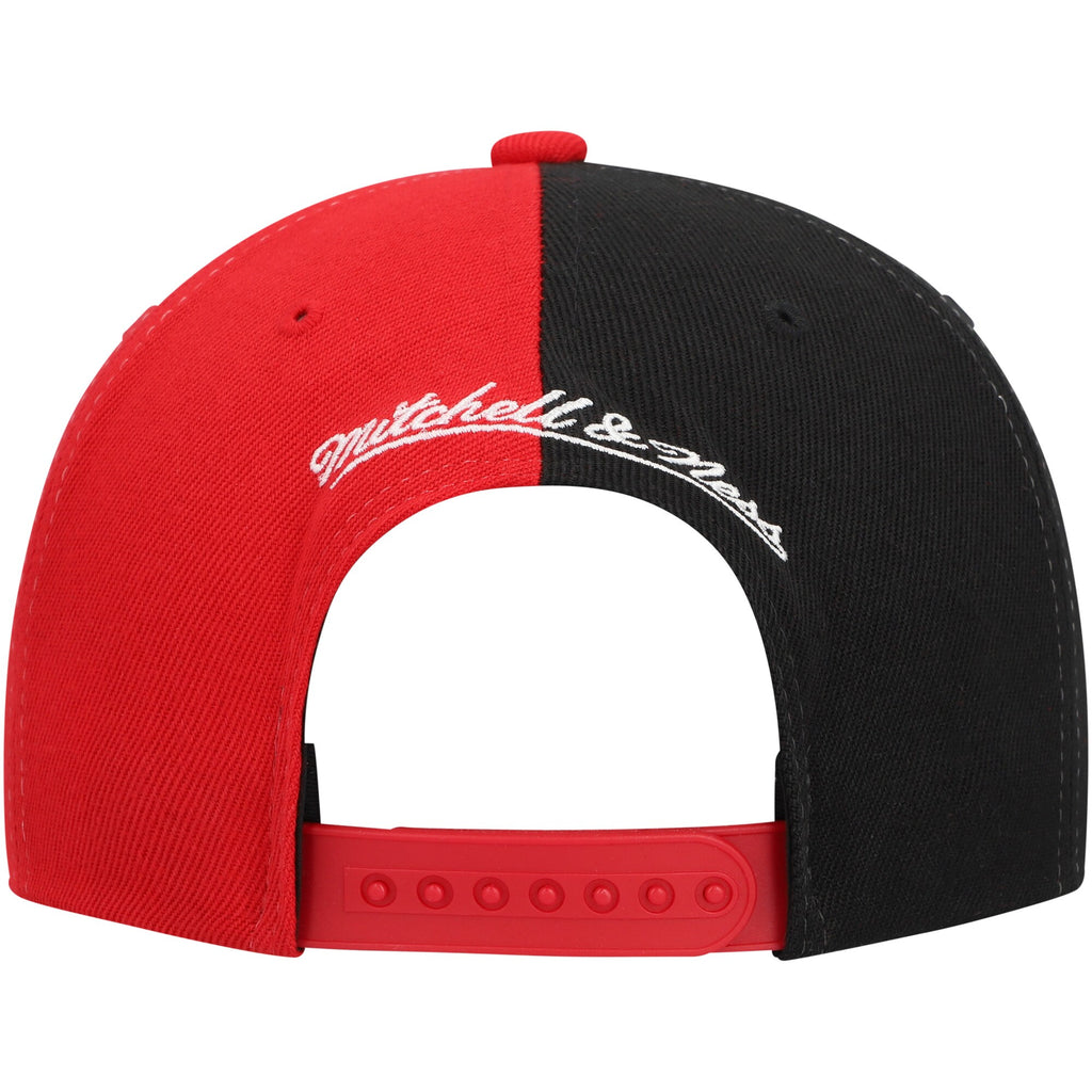 MENS MITCHELL & NESS NBA RETROLINE SNAPBACK HWC HAWKS - RED