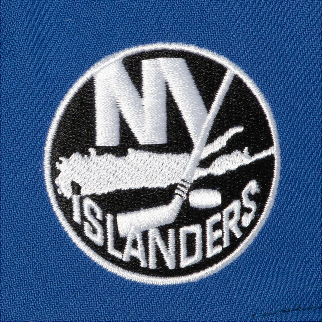 Mens Mitchell & Ness NHL ALTERNATE FLIP SNAPBACK ISLANDERS