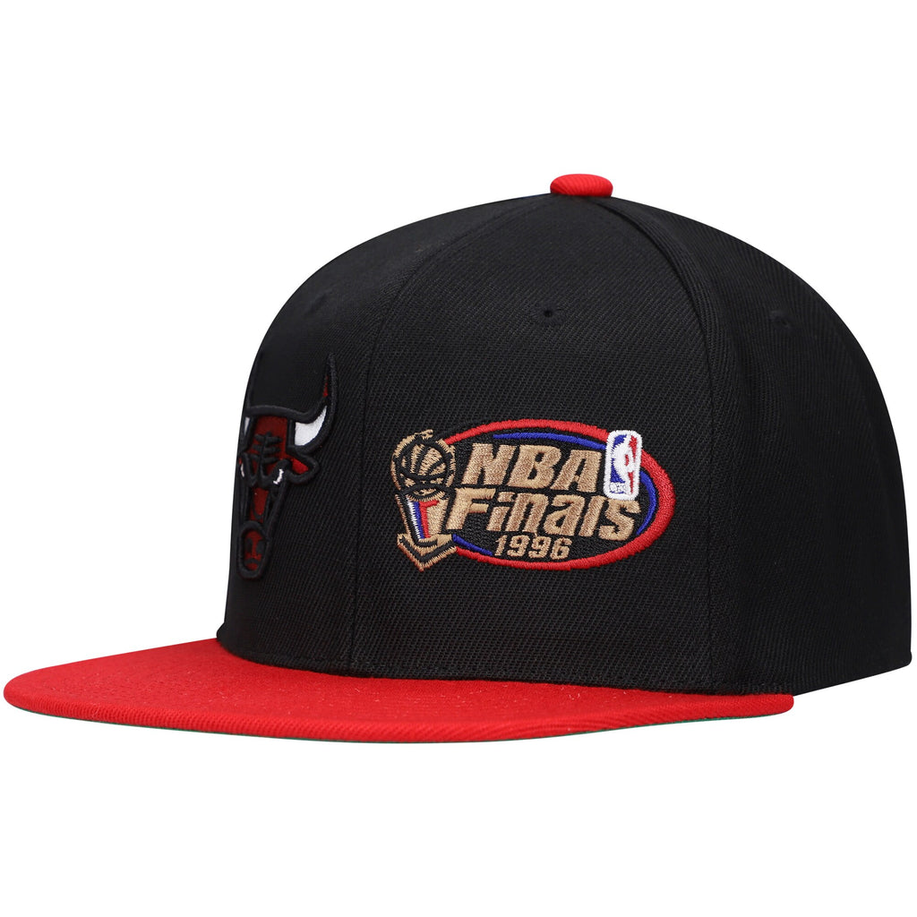 MENS MITCHELL & NESS NBA DUAL WHAMMY SNAPBACK BULLS - BLACK-RED