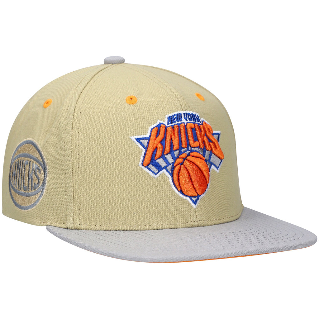 MENS MITCHELL & NESS NBA CLASSIC CANVAS SNAPBACK KNICKS - TAN