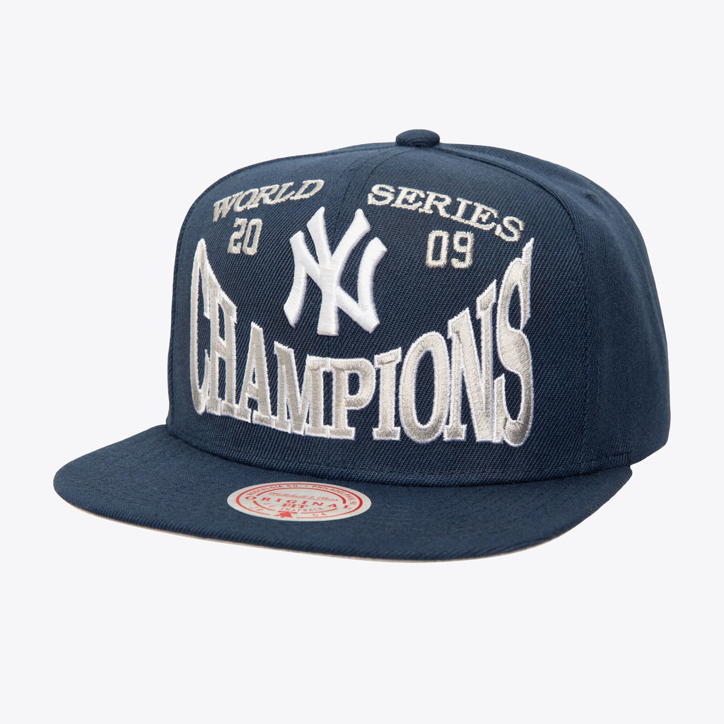 Mens Mitchell & Ness MLB BIG CHAMP SNAPBACK YANKEES 2009