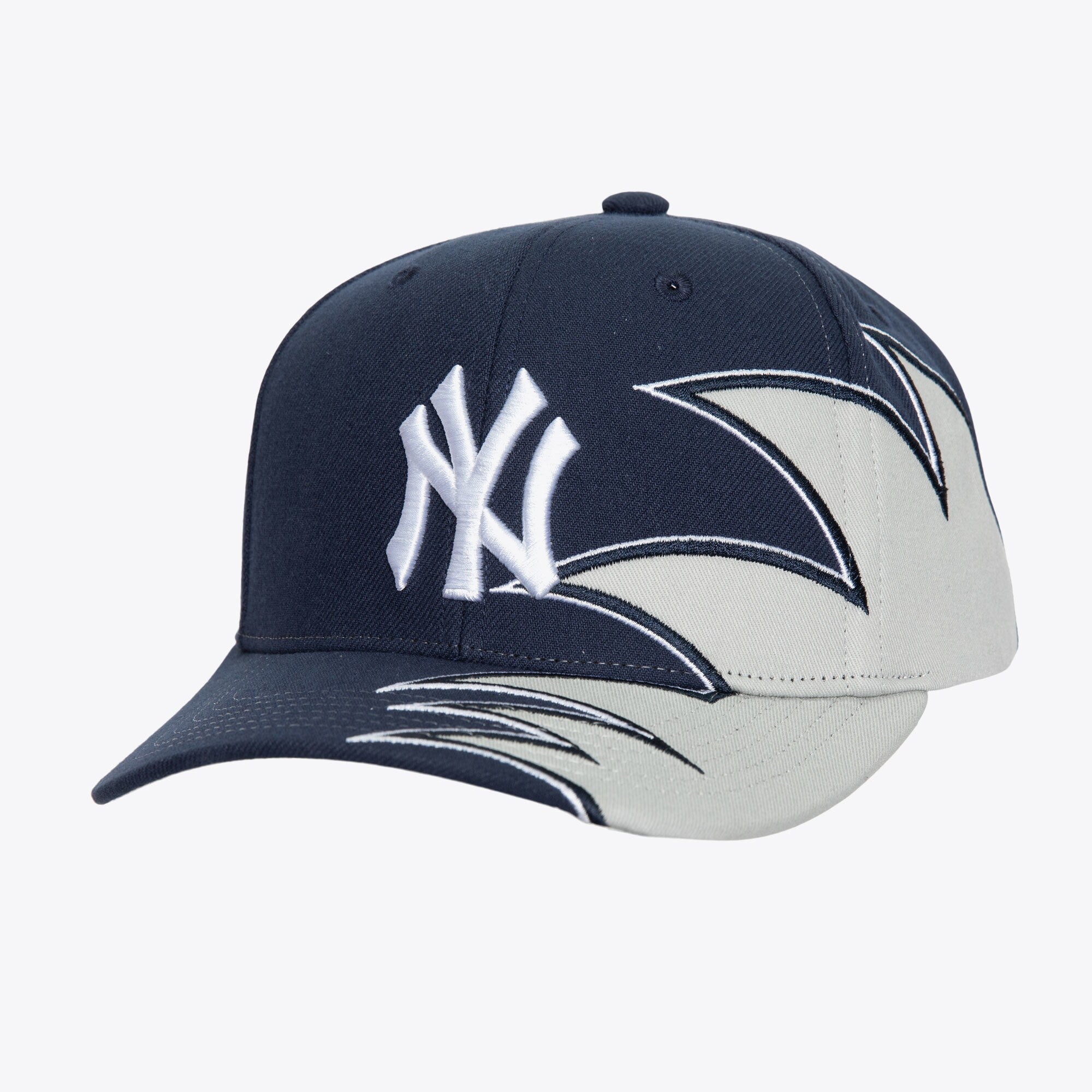 Mens Mitchell & Ness MLB SHARK PRO SNAPBACK YANKEES
