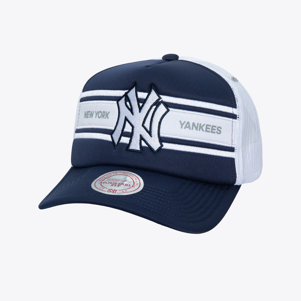 Mens Mitchell & Ness MLB SIDELINE TRUCKER YANKEES