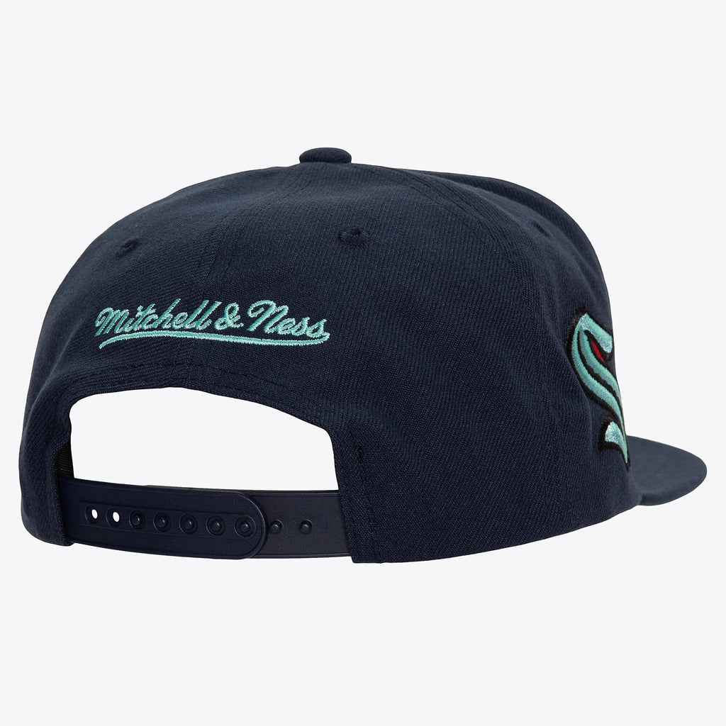 MENS MITCHELL & NESS NHL RETRO SPORT SNAPBACK KRAKEN