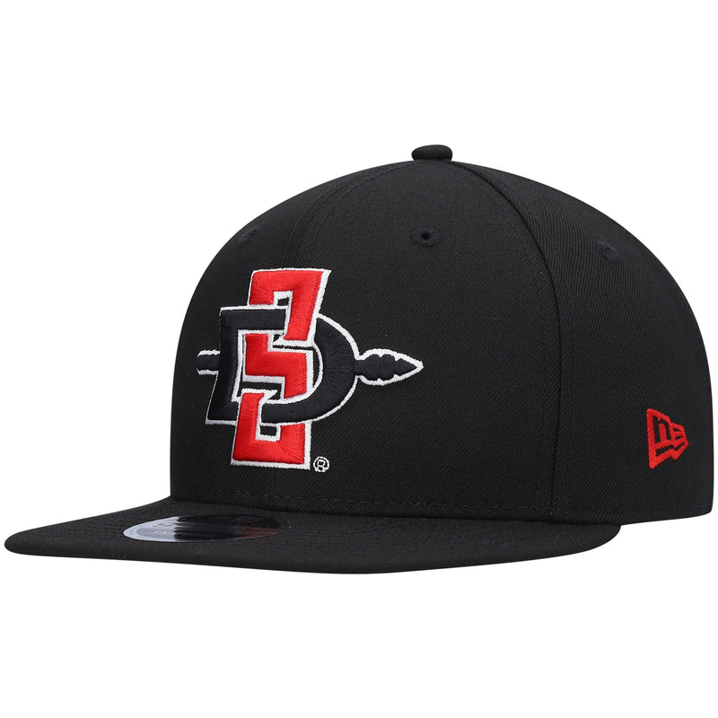 [70523721] MENS NEW ERA NCAA SAN DIEGO STATE AZTECS 950 SNAPBACK - BLACK/RED
