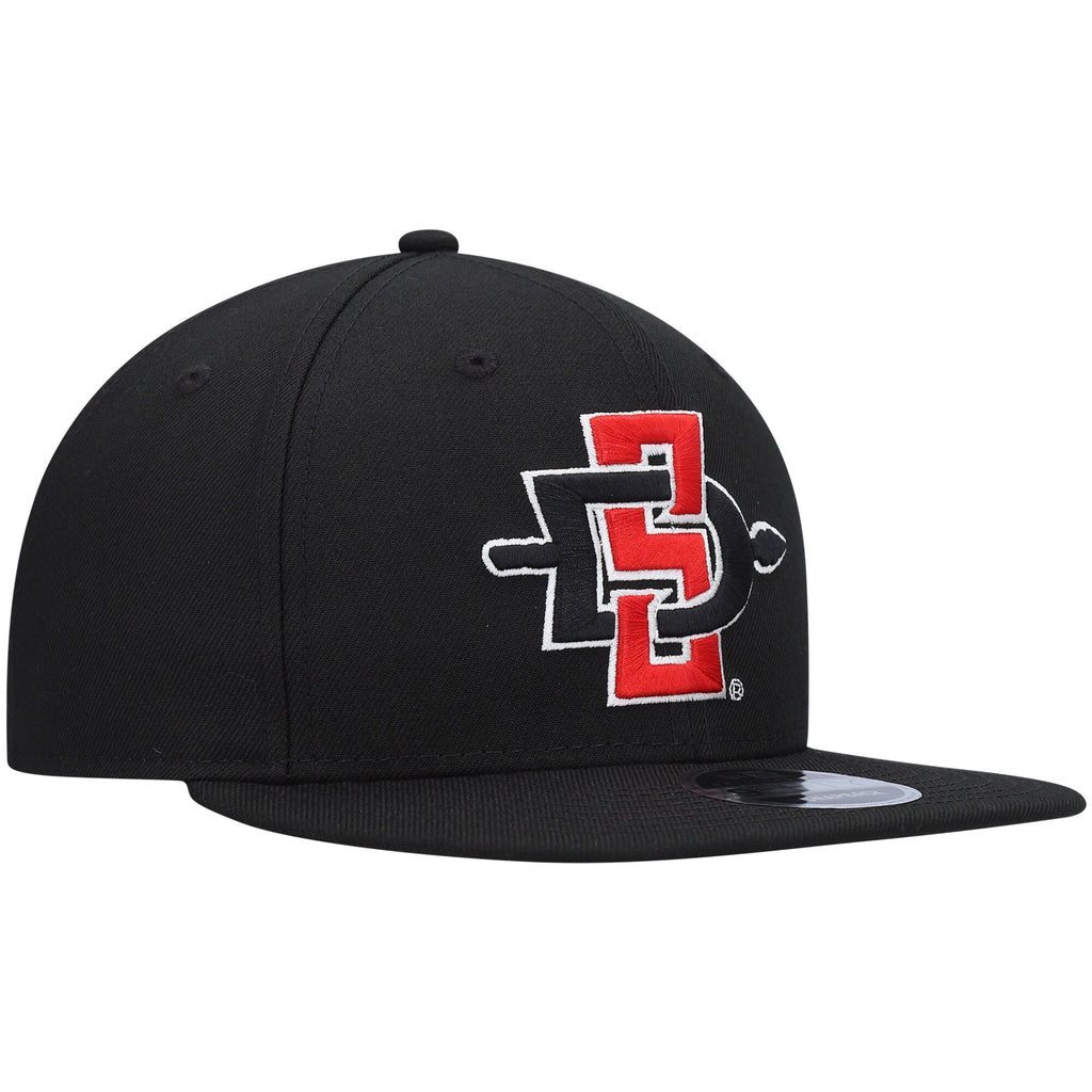 [70523721] MENS NEW ERA NCAA SAN DIEGO STATE AZTECS 950 SNAPBACK - BLACK/RED