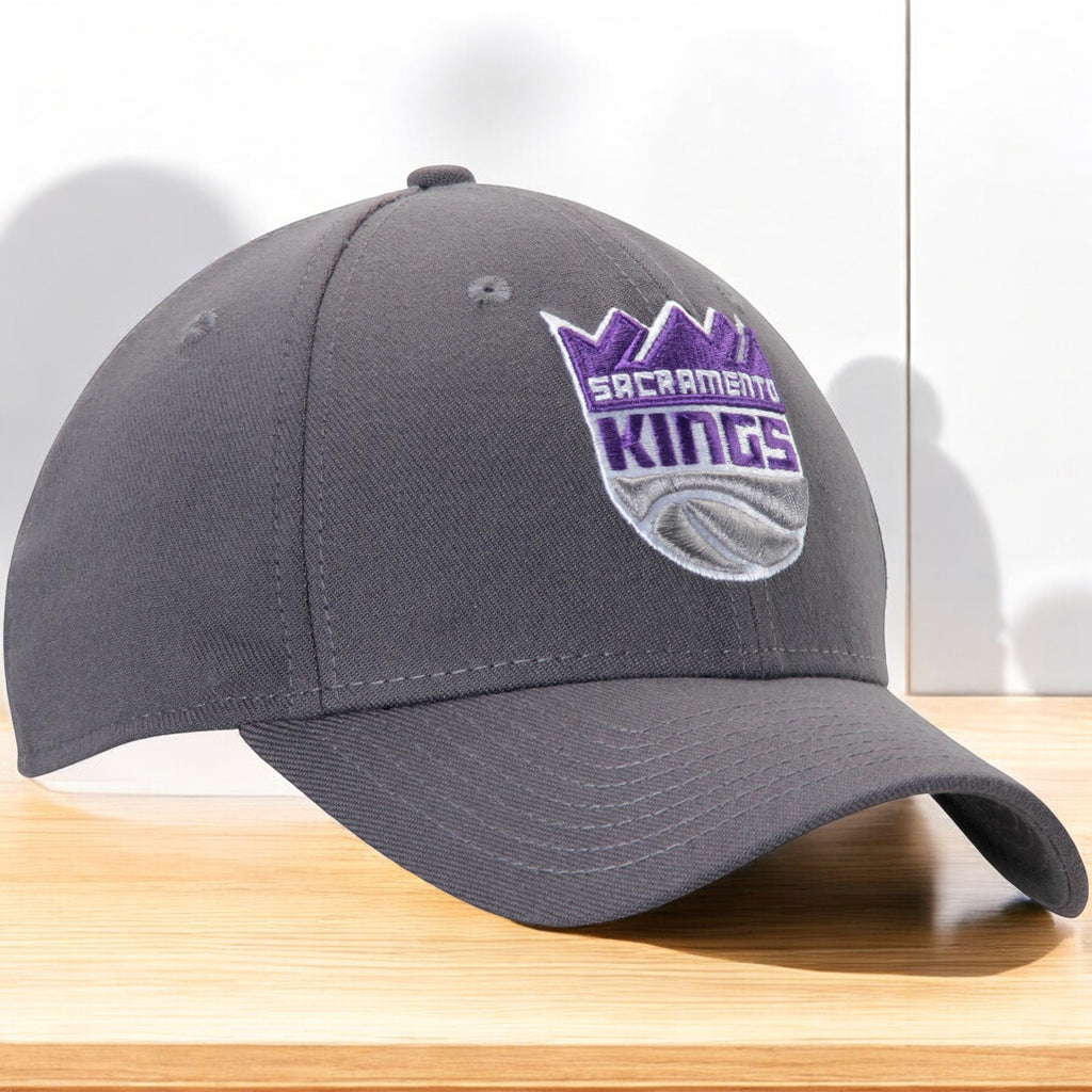 [70353301] MENS NEW ERA NBA SACRAMENTO KINGS 3930 TEAM CLASSIC FLEX - DARK GRAY