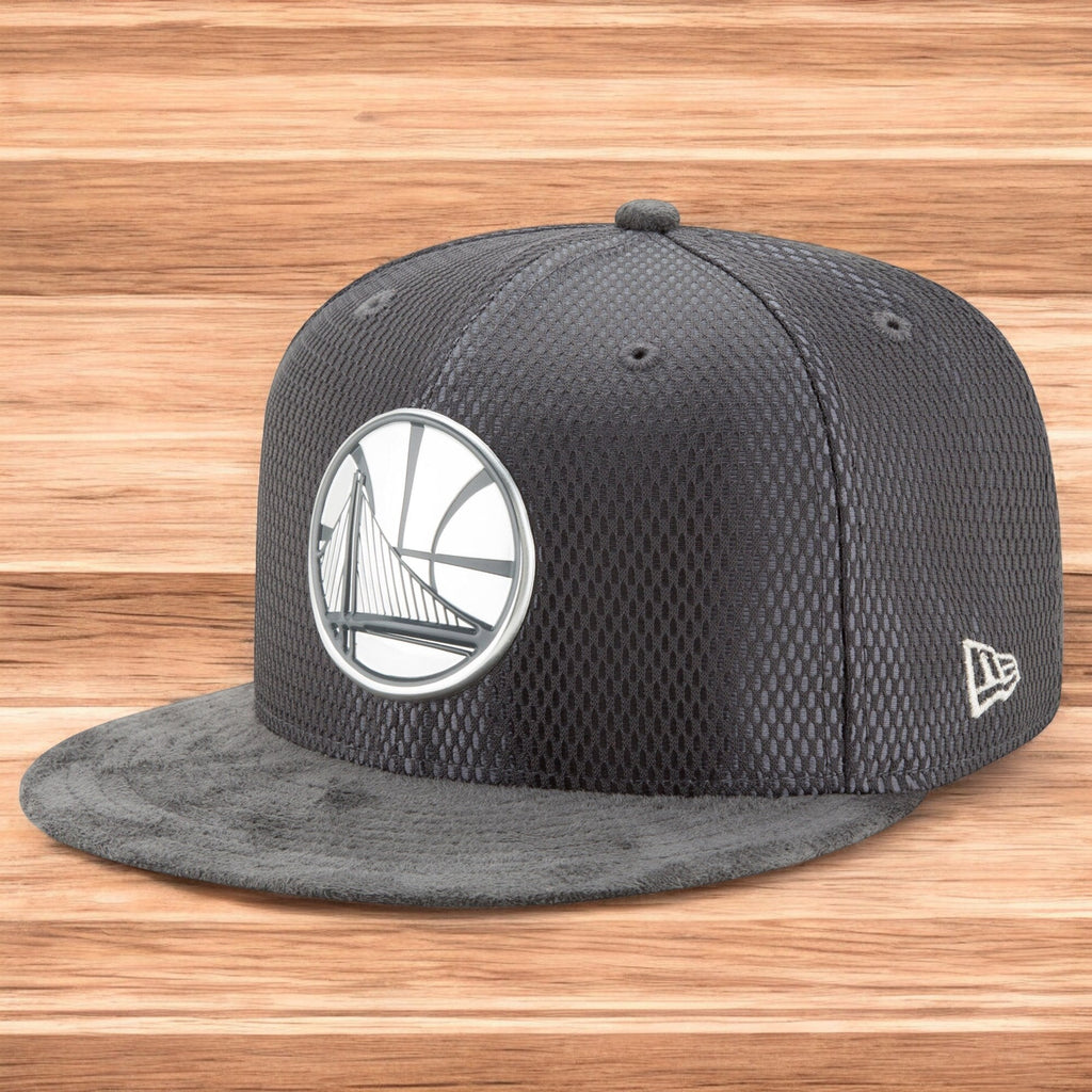 [11472053] Mens New Era NBA GS WARRIORS ON THE COURT 950 SNAPBACK - GRAY