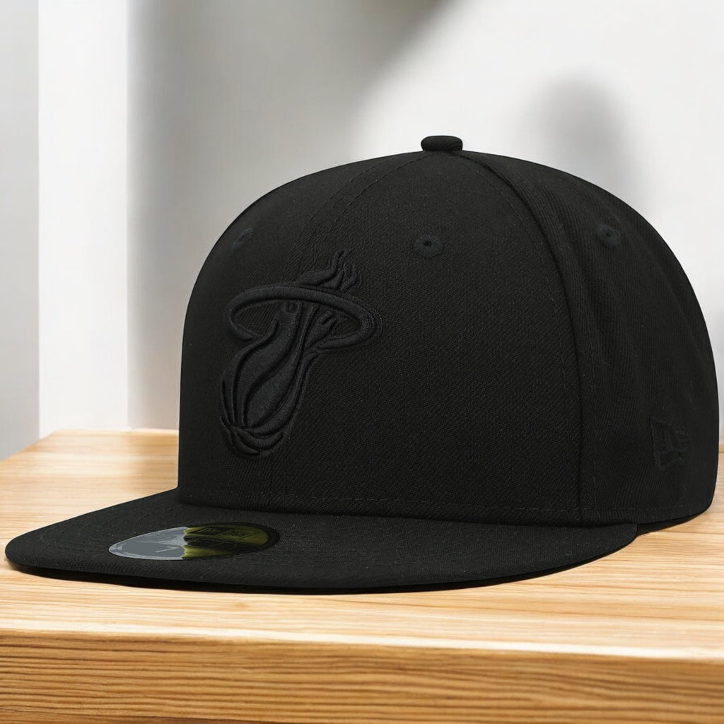 [70632947] Mens New Era NBA 5950 BLACK ON BLACK FITTED - MIAMI HEAT