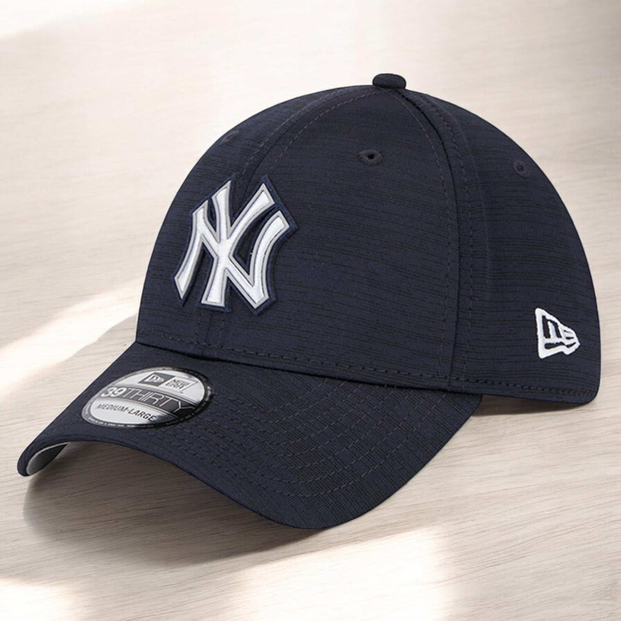 [60301678] MENS NEW ERA MLB NY YANKEES 3930 CLUBHOUSE 2023 FLEX - NAVY