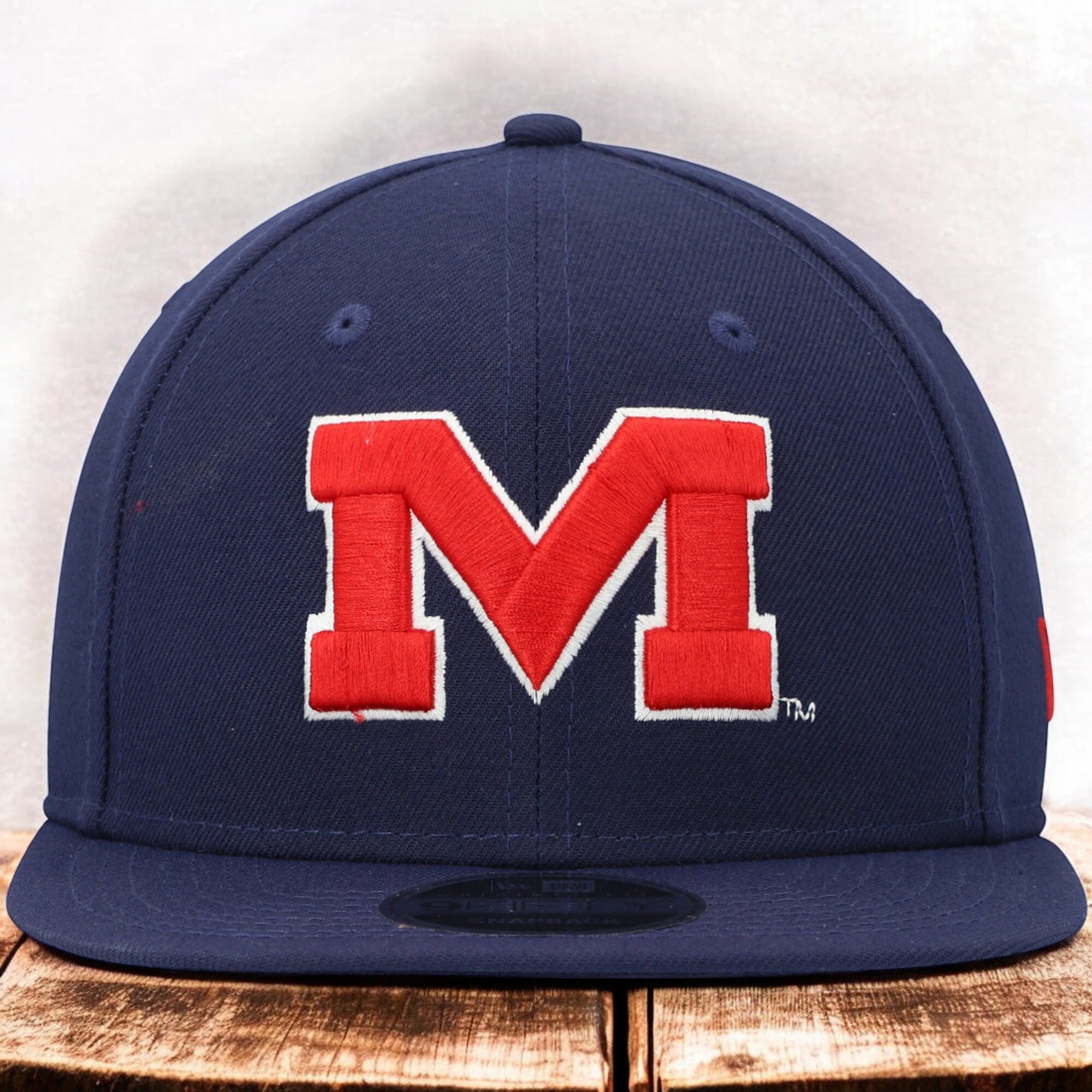 [70523886] MENS NEW ERA NCAA OLE MISS REBELS 950 SNAPBACK - NAVY/RED