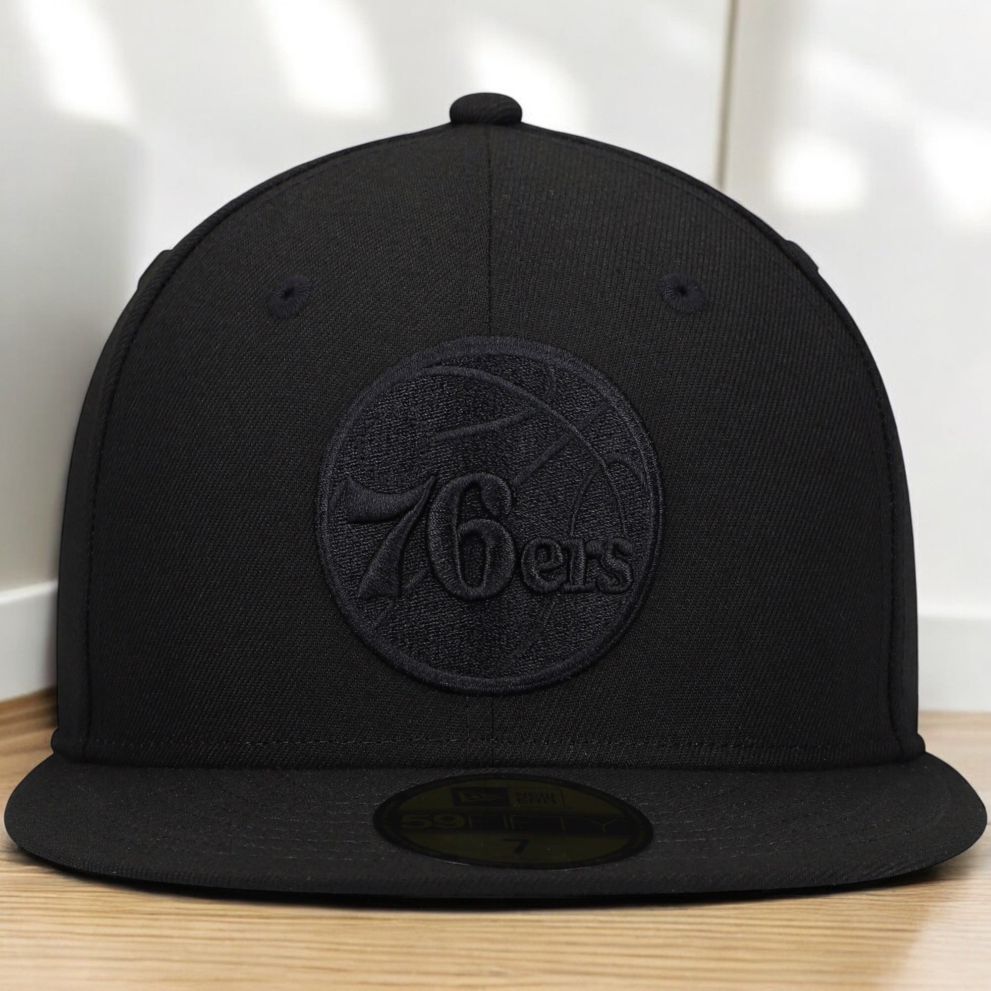 [70632992] Mens New Era NBA 5950 BLACK ON BLACK FITTED - PHILADELPHIA 76ERS