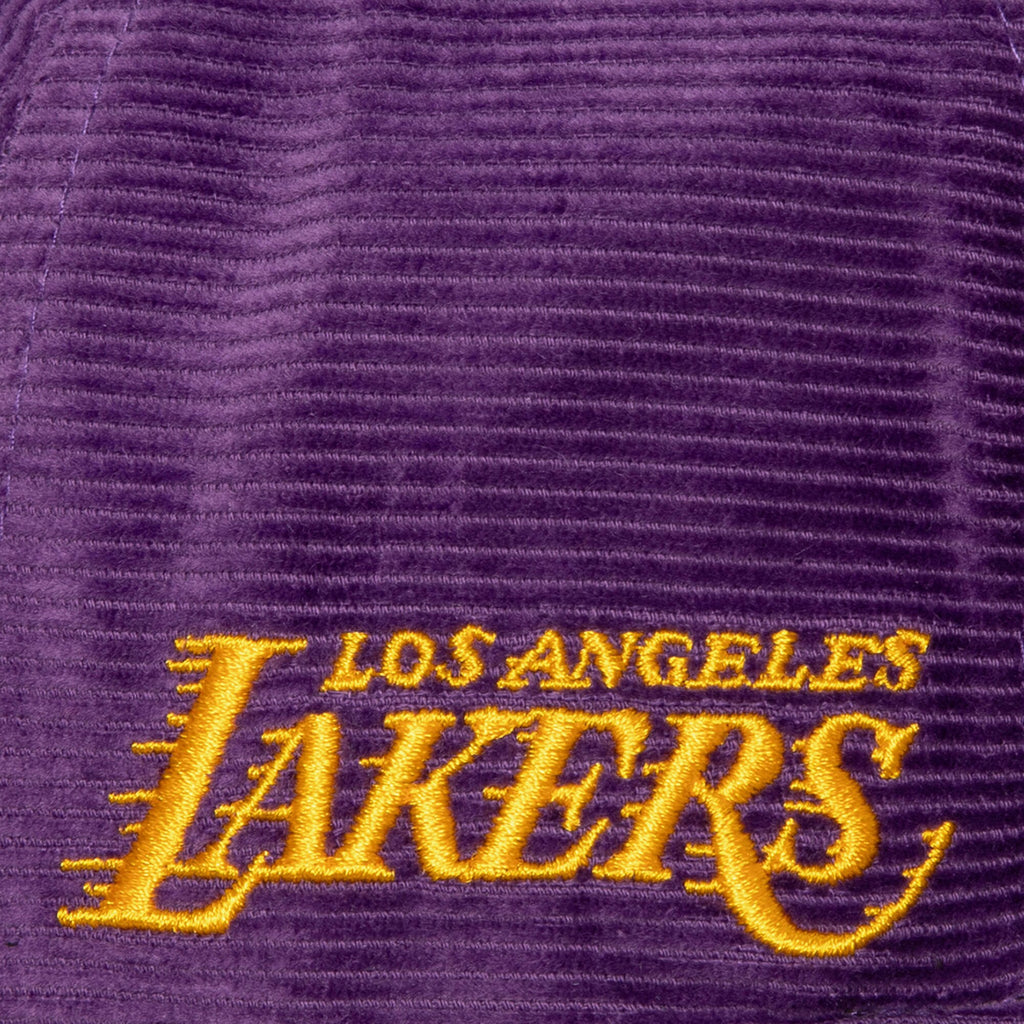 MENS MITCHELL & NESS NBA ALL DIRECTIONS SNAPBACK LAKERS - PURPLE