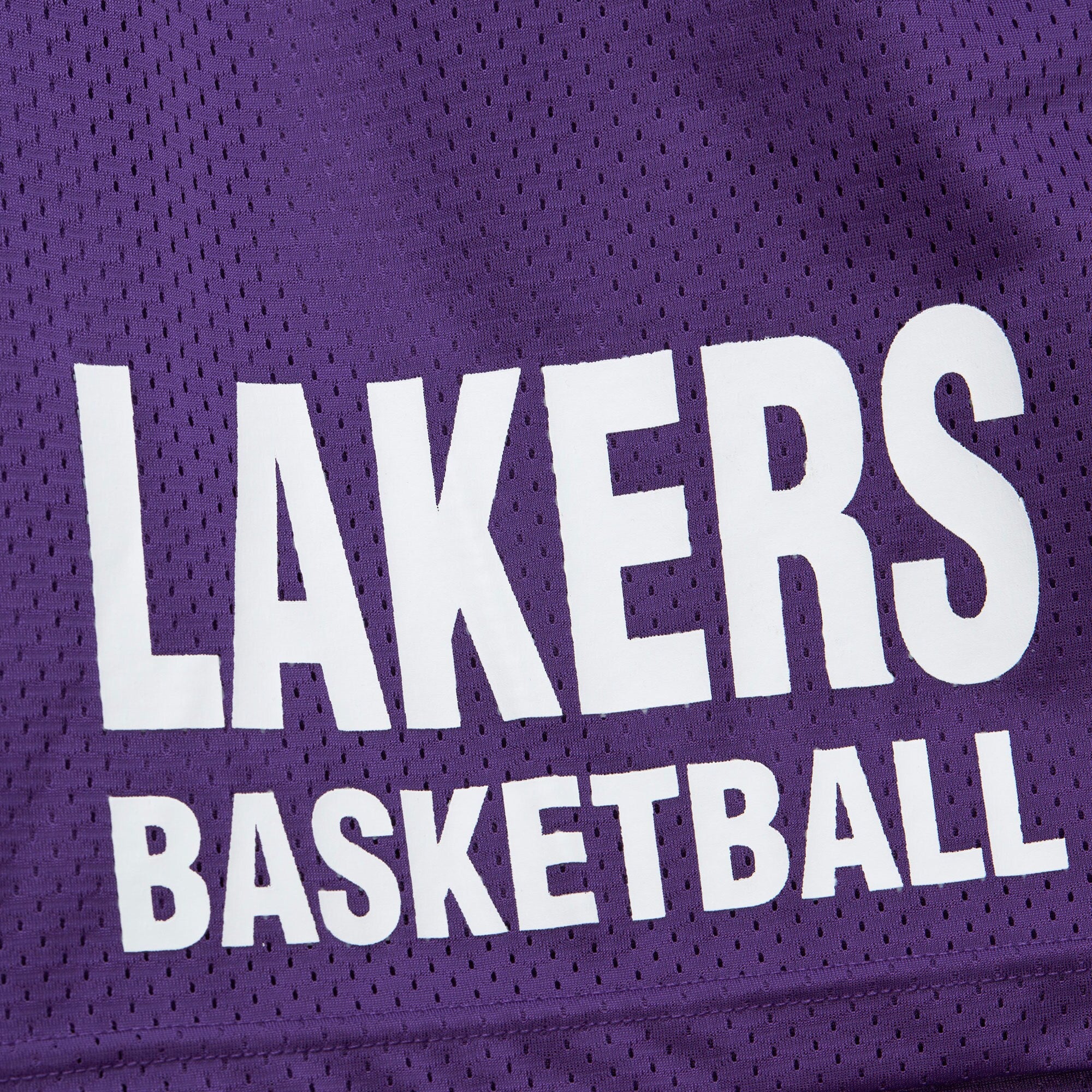 MENS MITCHELL & NESS NBA GAMEDAY MESH 7IN SHORTS VINTAGE LOGO LAKERS