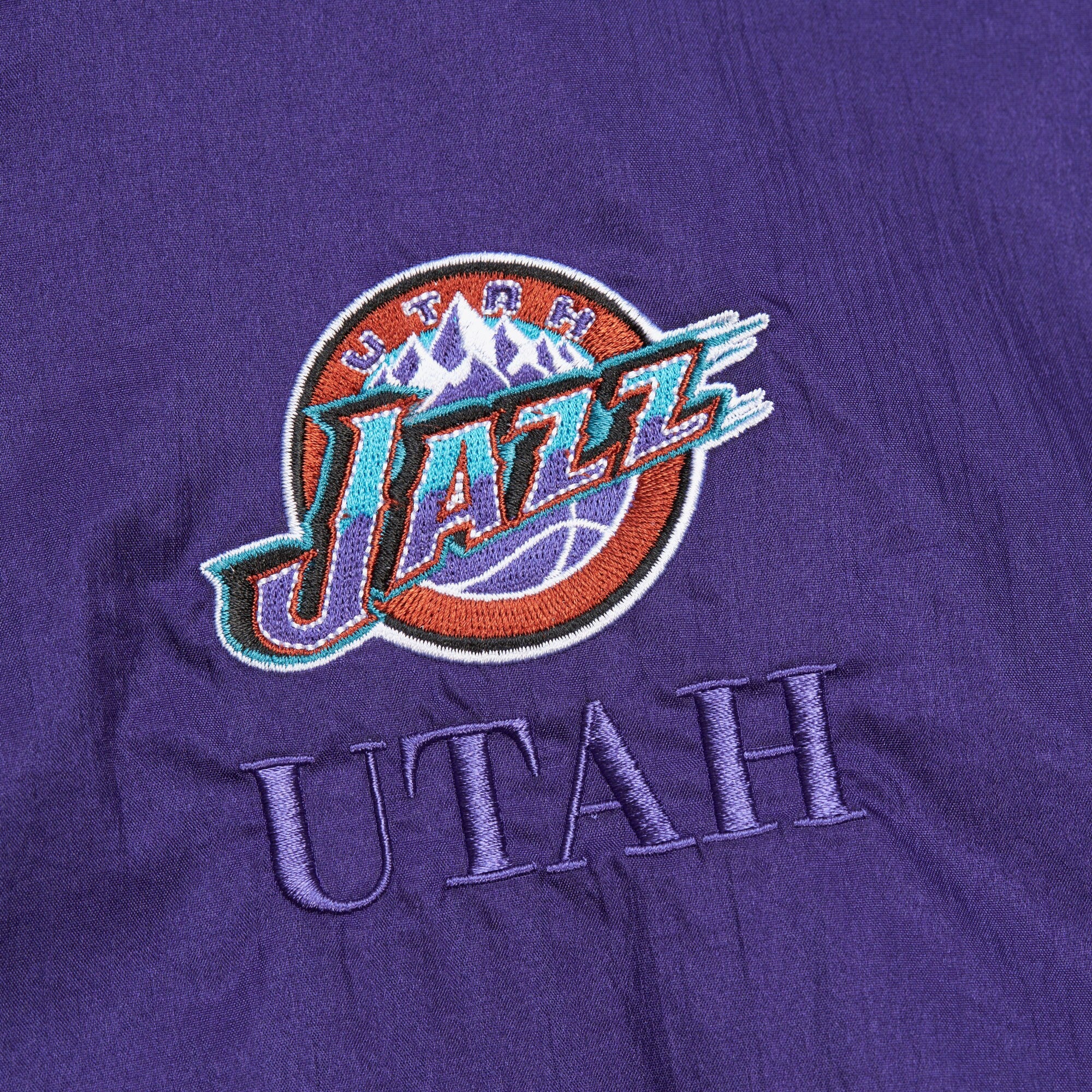 MENS MITCHELL & NESS NBA TEAM OG 3.0 ANORAK VINTAGE LOGO JAZZ