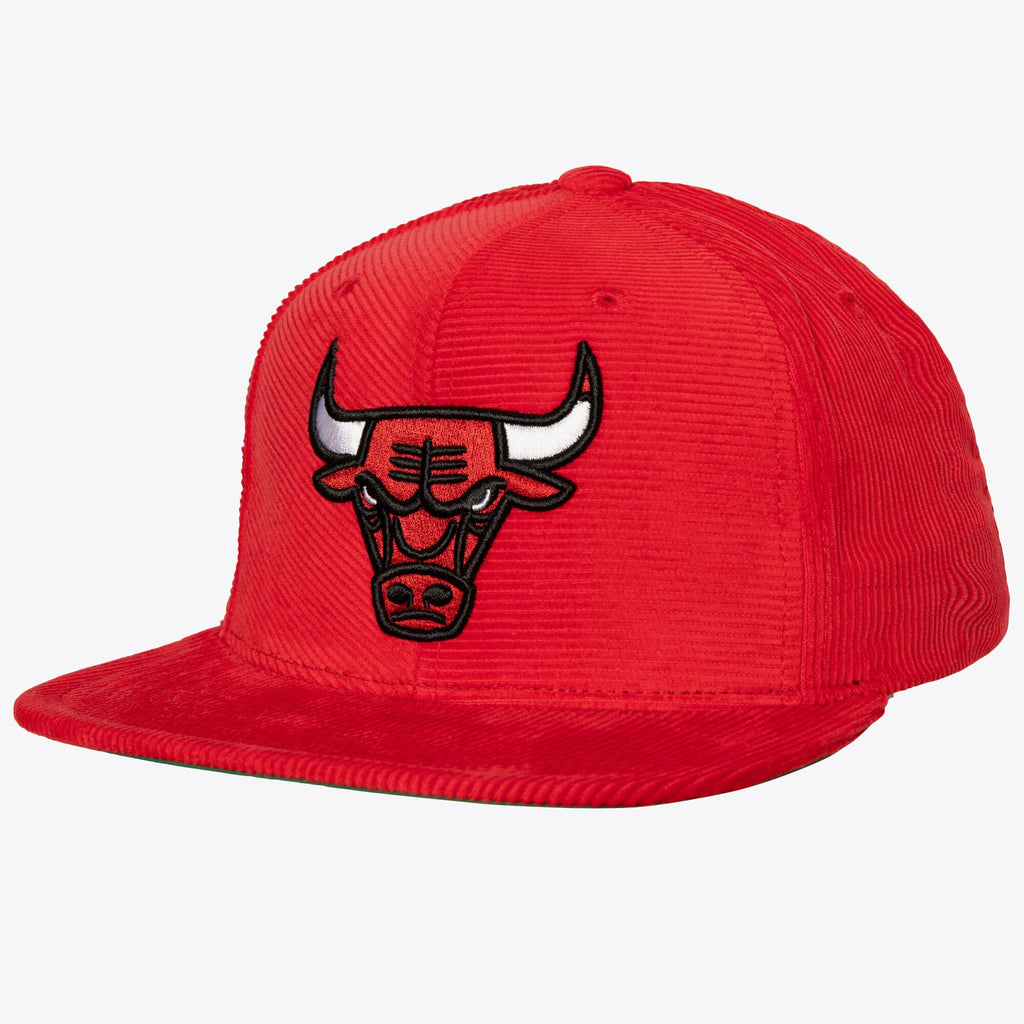 MENS MITCHELL & NESS NBA ALL DIRECTIONS SNAPBACK BULLS - RED