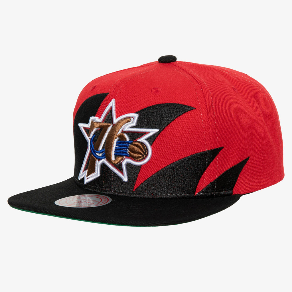 MENS MITCHELL & NESS NBA SHARKTOOTH SNAPBACK HWC 76ERS - BLACK-RED