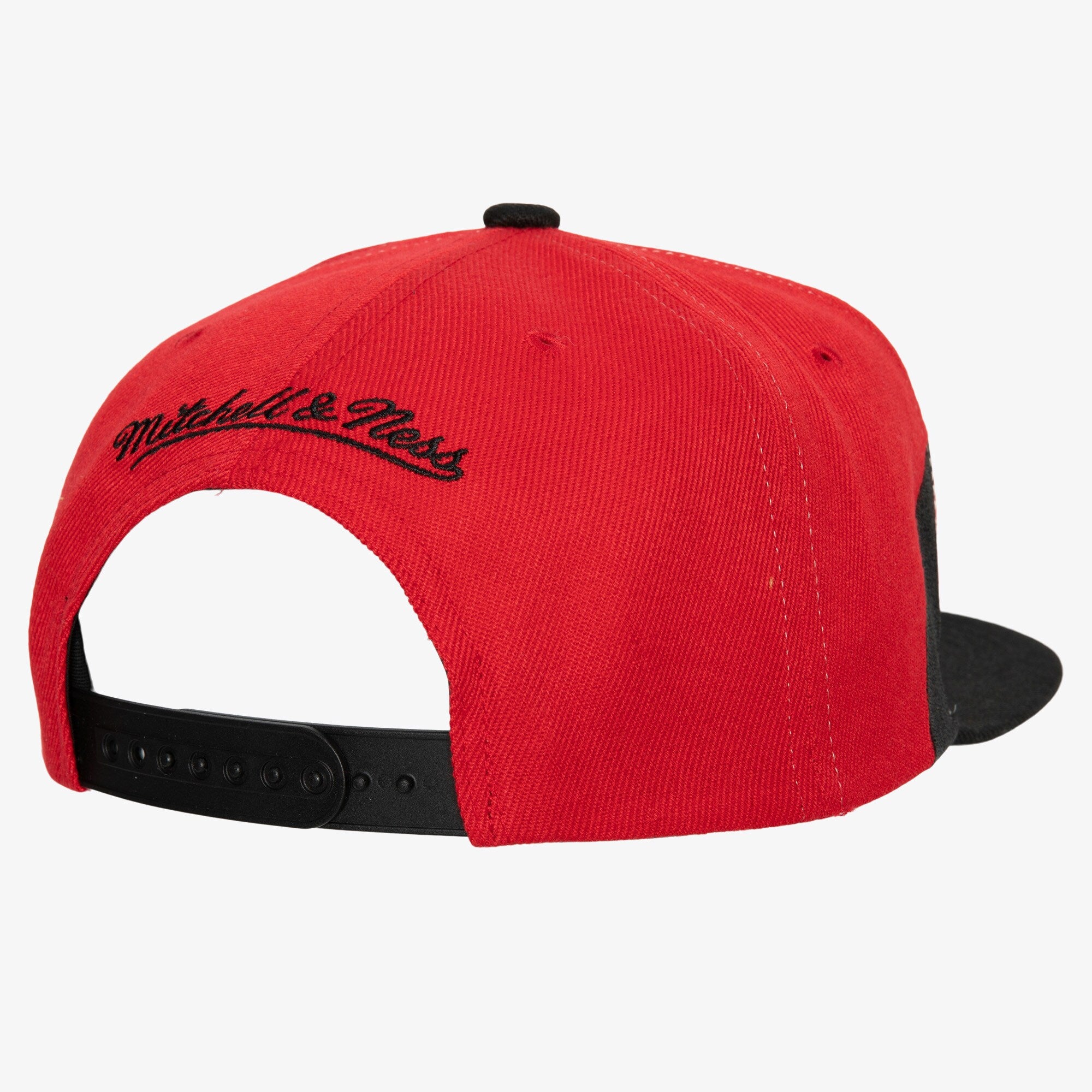 MENS MITCHELL & NESS NBA SHARKTOOTH SNAPBACK HWC 76ERS - BLACK-RED