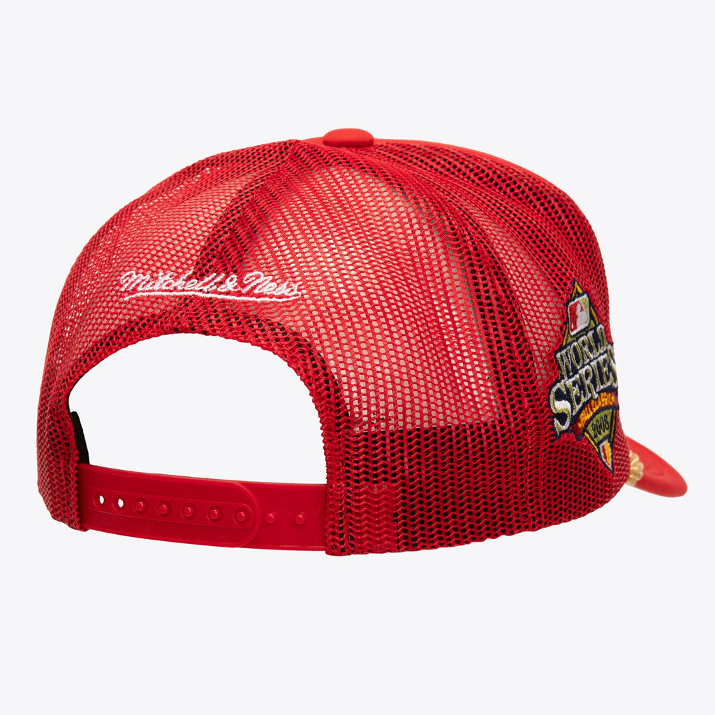 Mens Mitchell & Ness MLB GOLDEN CHAMPS TRUCKER PHILLIES