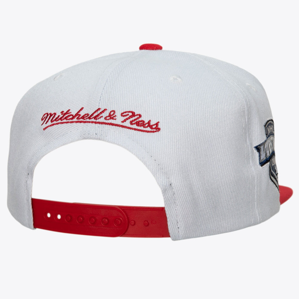 MENS MITCHELL & NESS NHL TOSS UP SNAPBACK BLACKHAWKS - WHITE