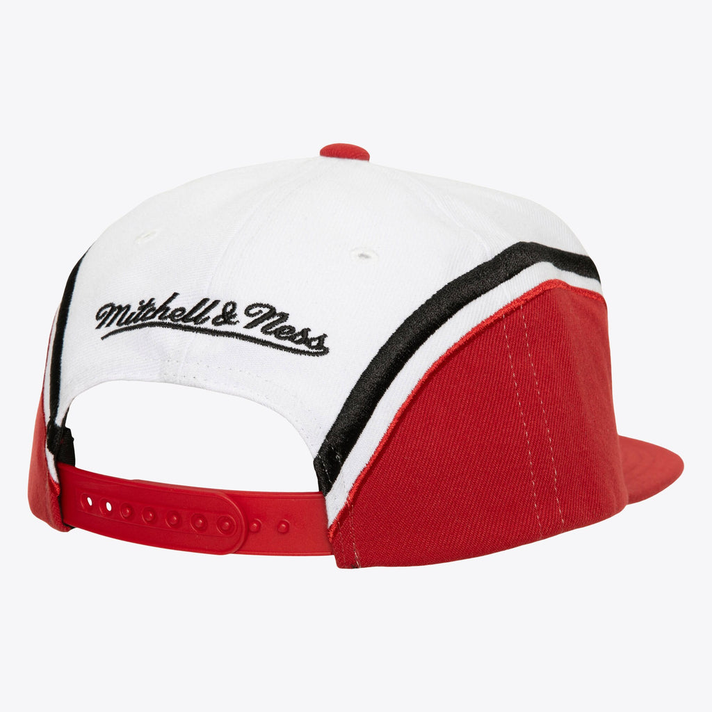 MENS MITCHELL & NESS NBA OVERHEAD SNAPBACK BULLS