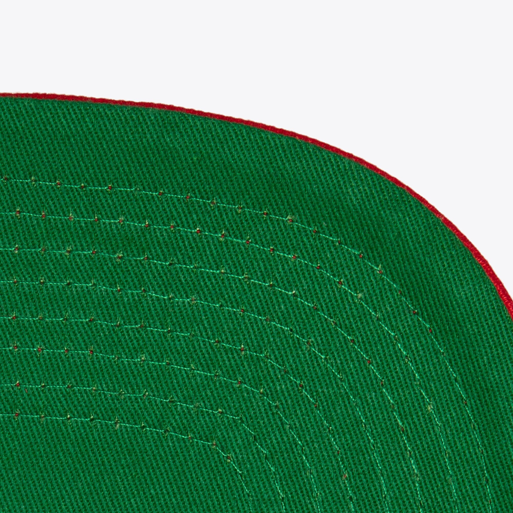 MENS MITCHELL & NESS NBA TOSS UP SNAPBACK BULLS - WHITE