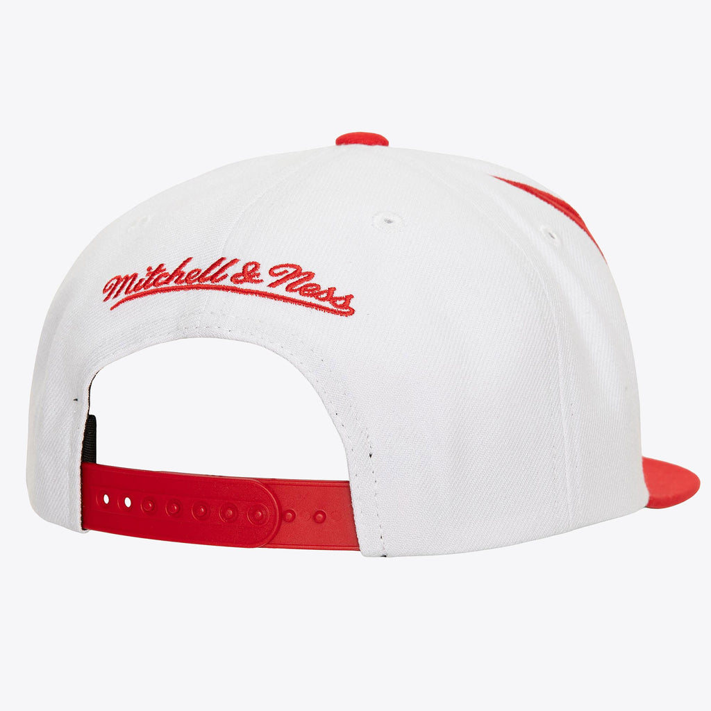 MENS MITCHELL & NESS NHL WAVERUNNER SNAPBACK VNTG RED WINGS