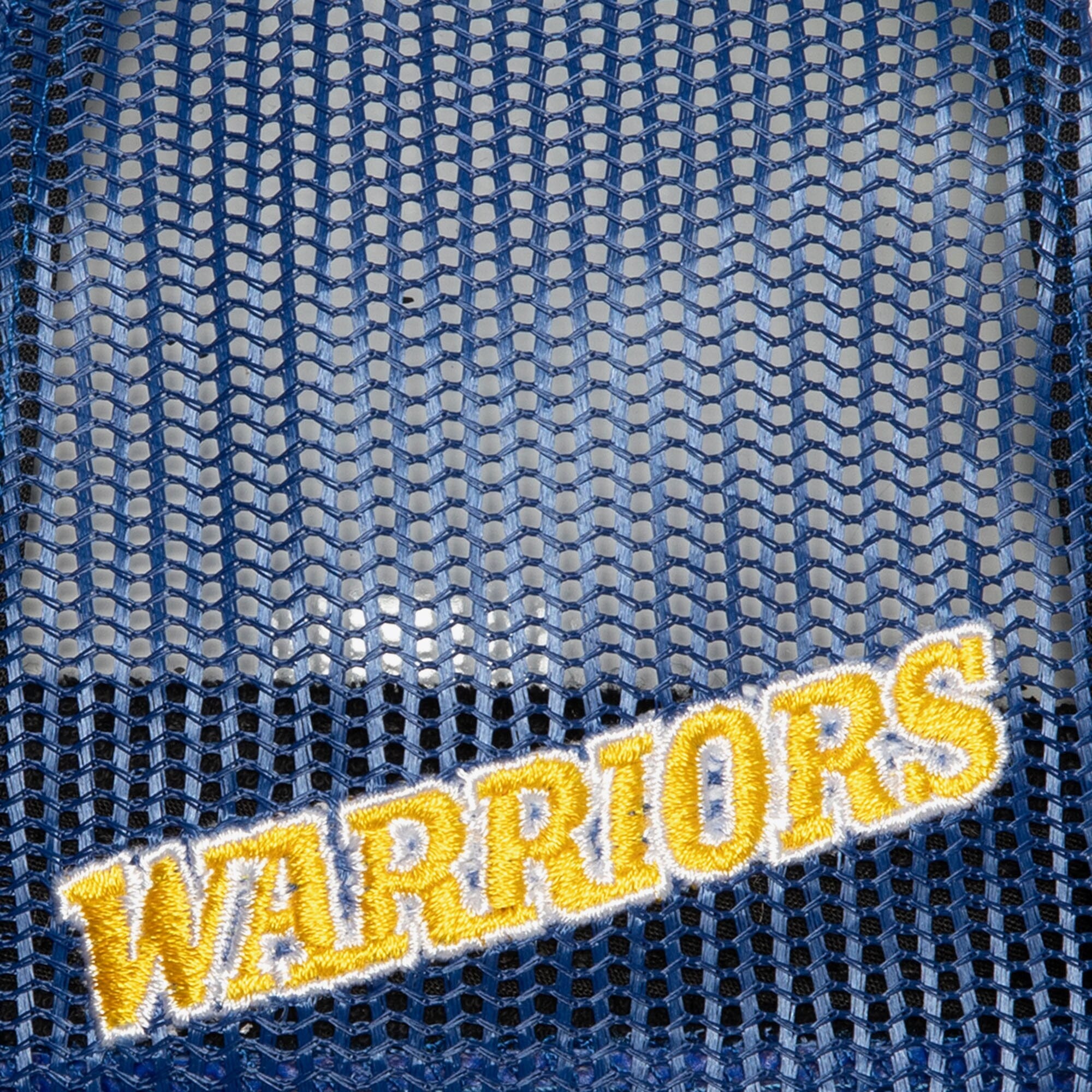 MENS MITCHELL & NESS NBA CHAMPS FEST TRUCKER HWC WARRIORS - WHITE