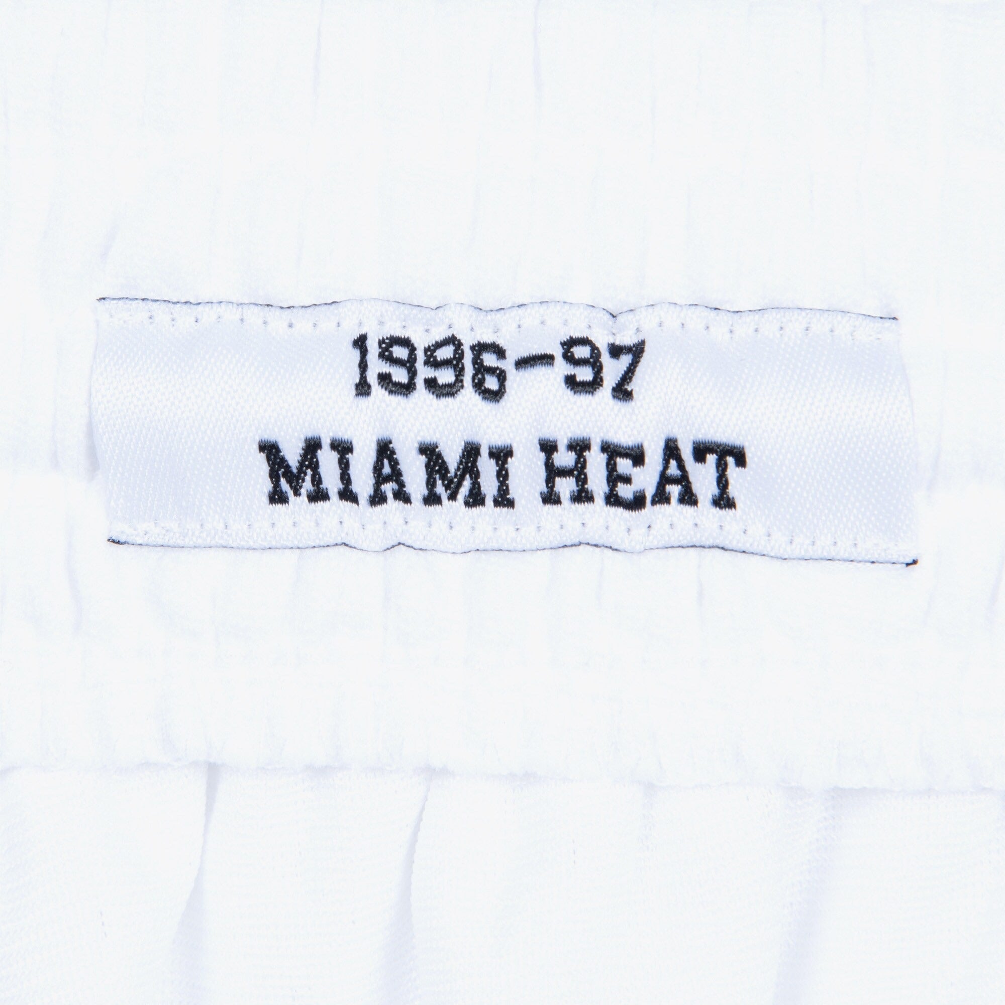 MENS MITCHELL & NESS NBA SWINGMAN SHORTS HOME HEAT 96-97