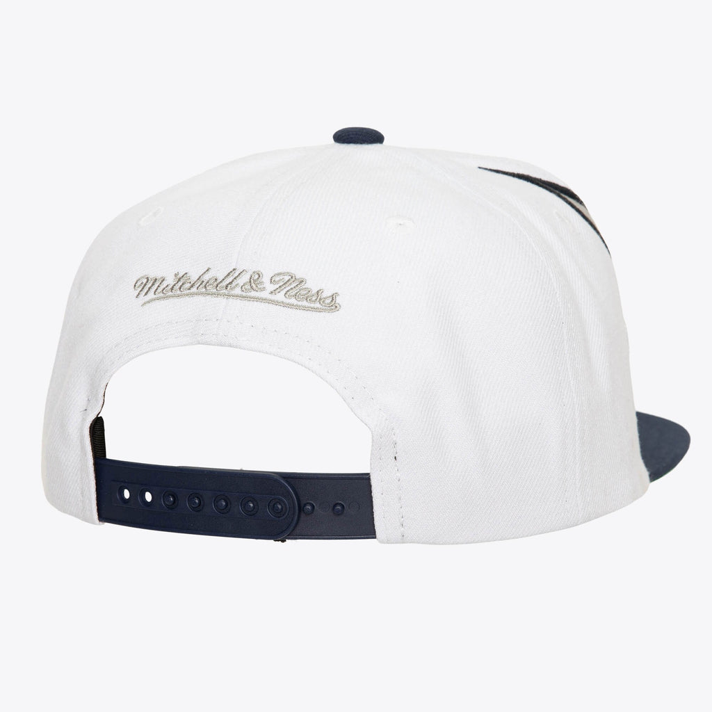 Mens Mitchell & Ness MLB WAVERUNNER SNAPBACK YANKEES