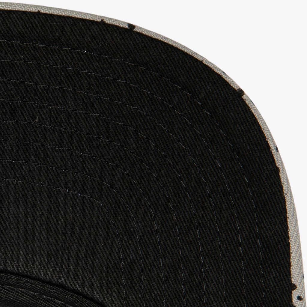 MENS MITCHELL & NESS NBA CEMENT TOP SNAPBACK HWC RAPTORS - WHITE-SILVER