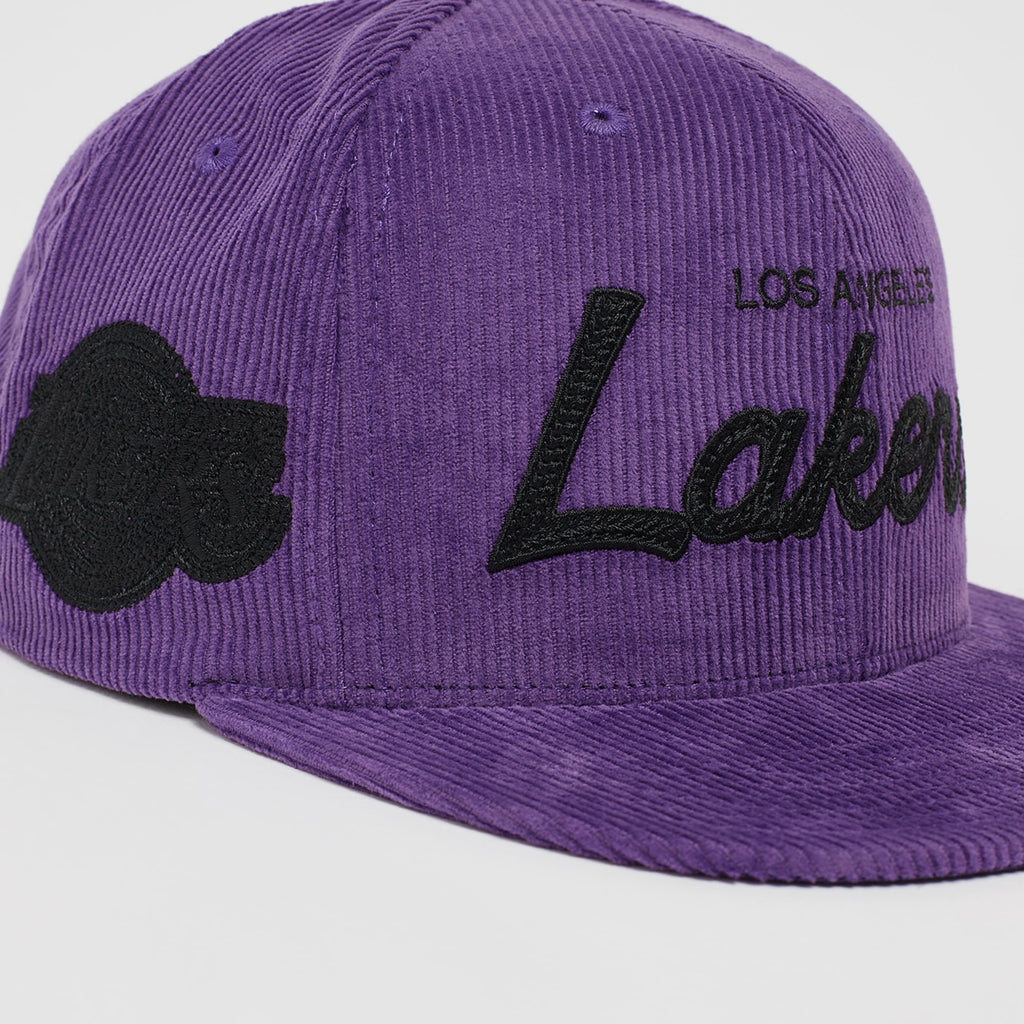 MENS MITCHELL & NESS NBA CORD SNAPBACK LAKERS