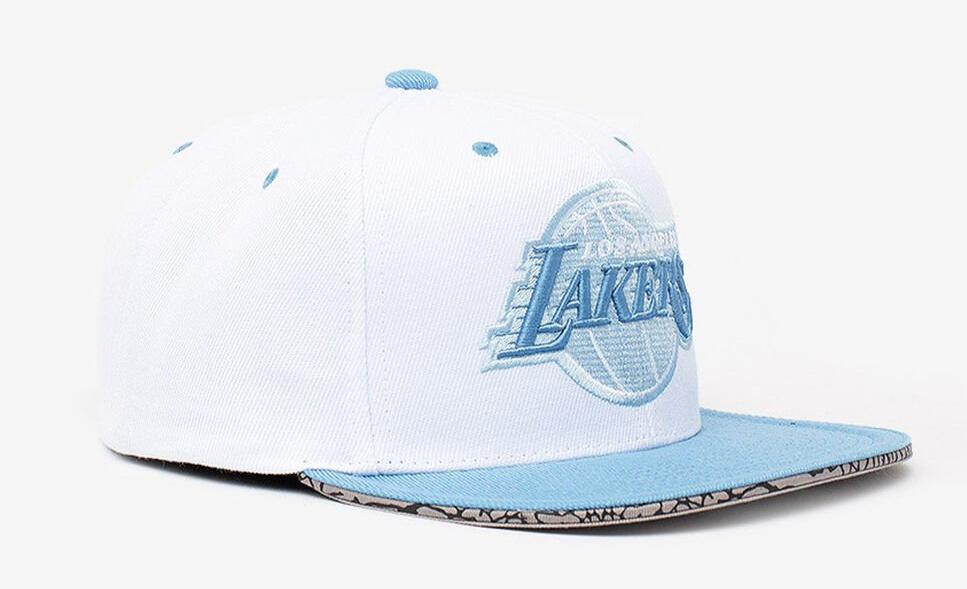 MENS MITCHELL & NESS NBA THREE COLLECTION SNAPBACK LAKERS - WHITE-LIGHT BLUE