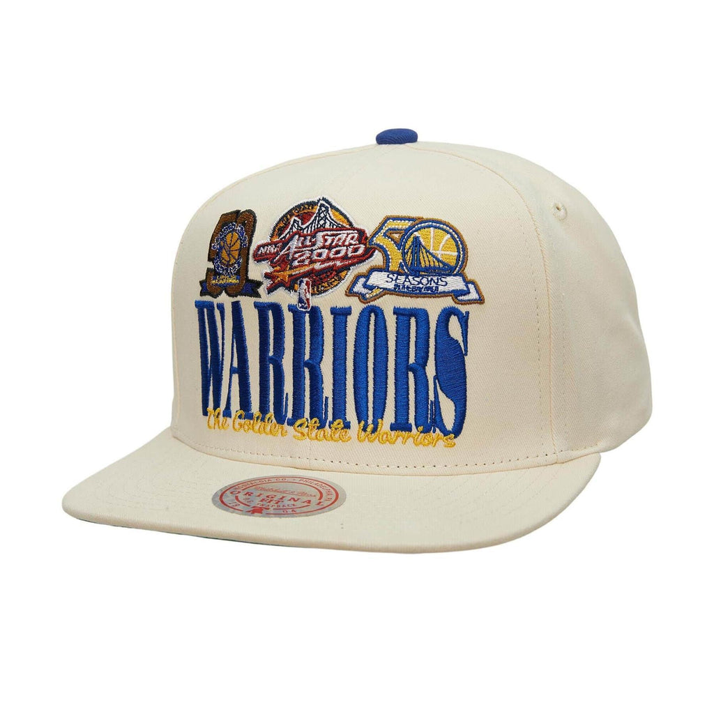 MENS MITCHELL & NESS NBA REFRAME RETRO SNAPBACK HWC WARRIORS - OFF WHITE