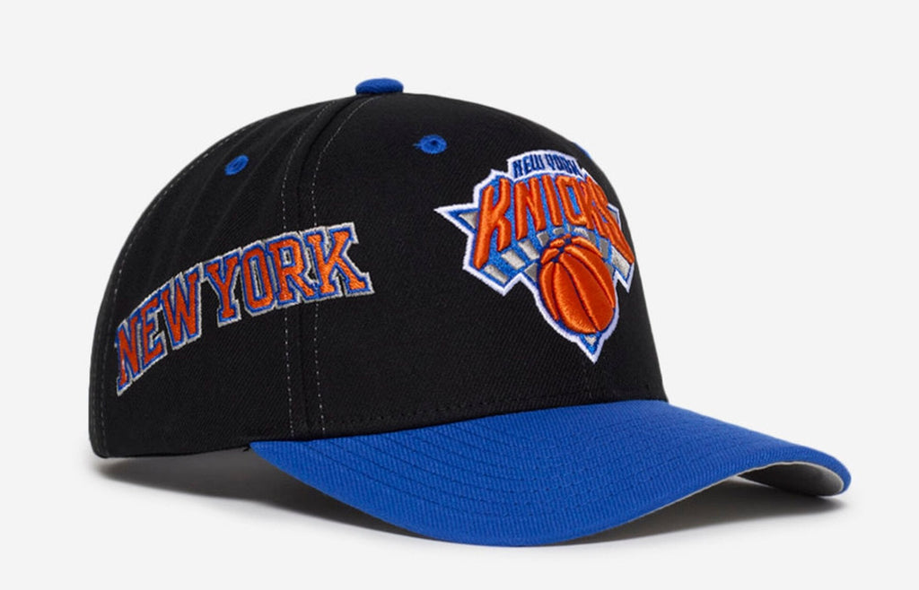 MENS MITCHELL & NESS NBA OVERBITE PRO SNAPBACK KNICKS - BLACK