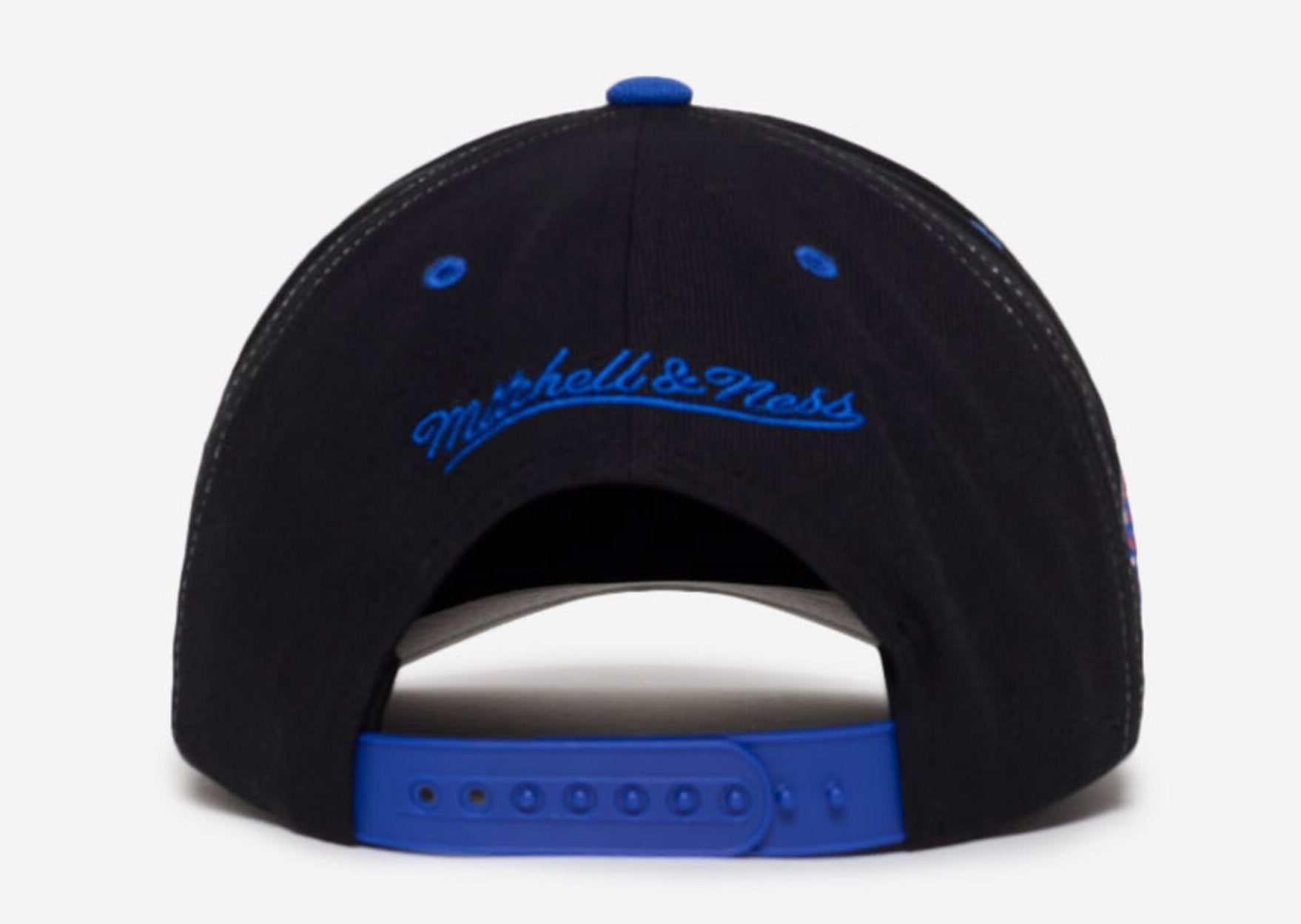 MENS MITCHELL & NESS NBA OVERBITE PRO SNAPBACK KNICKS - BLACK