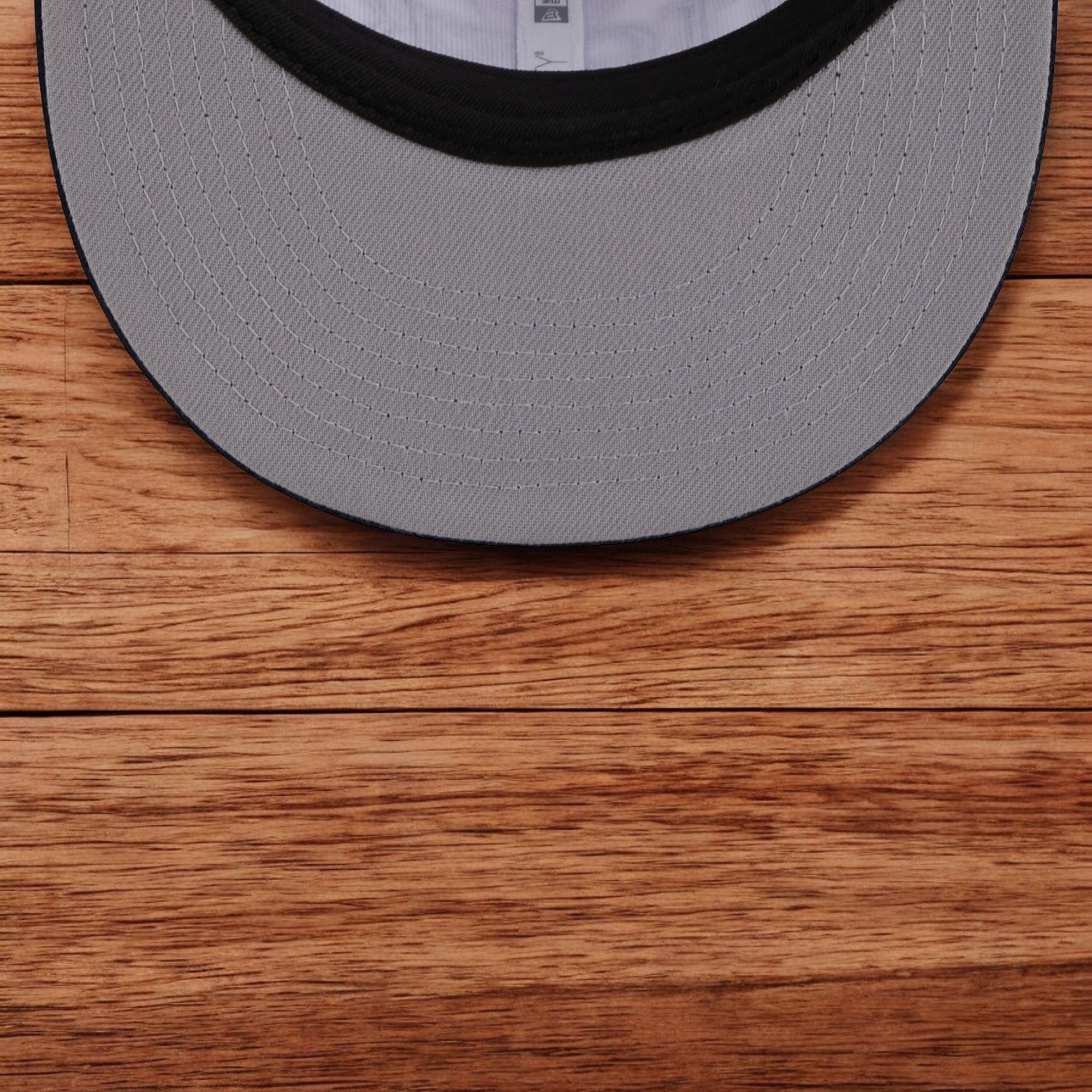 [60310257] MENS NEW ERA MLB DETROIT TIGERS 950 CREST STACK SNAPBACK - WHITE/NAVY