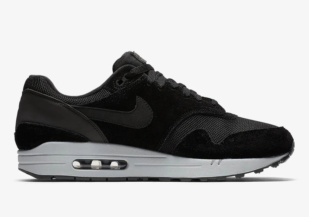 [AH8145-006] MENS NIKE AIR MAX 1 'BLACK REFLECTIVE HEEL'