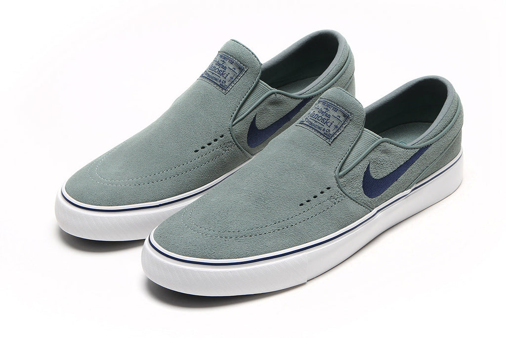 [FN5893-300] MENS NIKE SB JANOSKI+ SLIP 'CLAY GREEN SUMMIT WHITE'