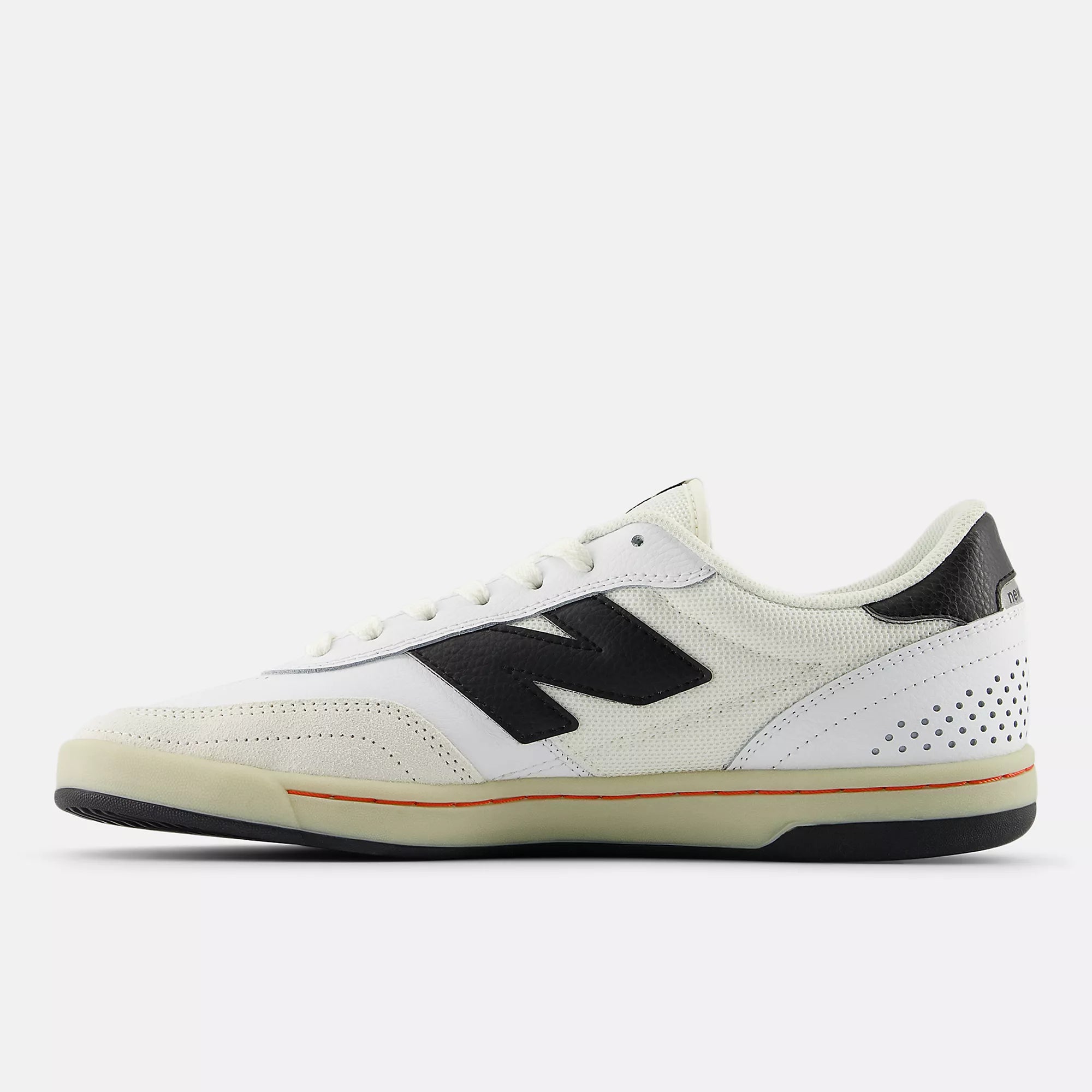 [NM440NO2] MENS NEW BALANCE NUMERIC 440V2 'WHITE/BLACK'