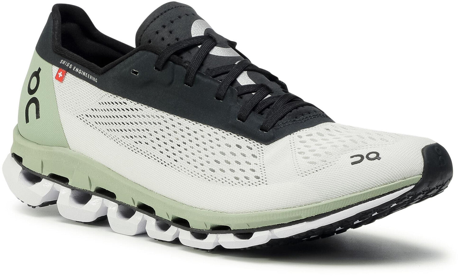 [37.99641] Mens On Running Cloudboom 'White Black'