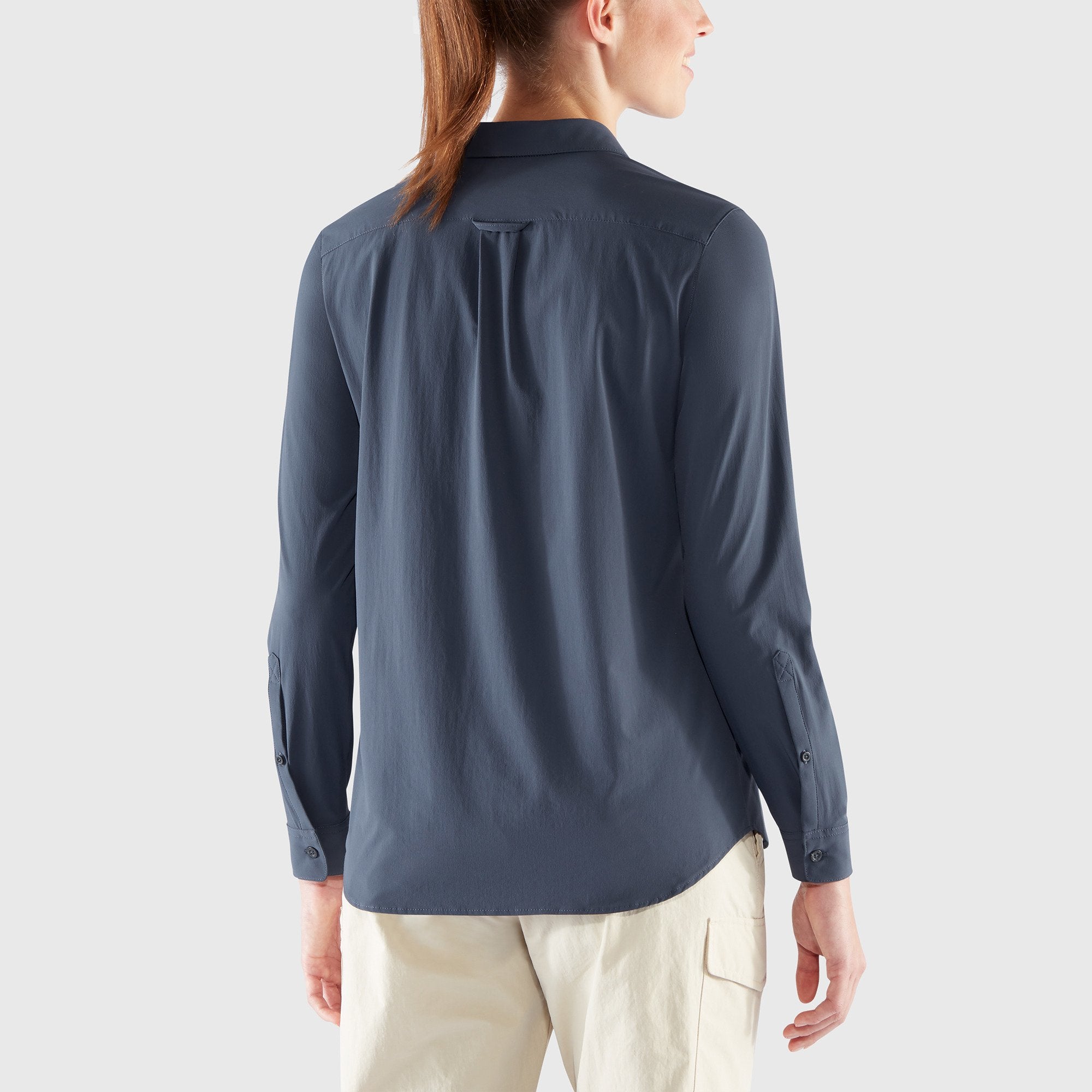 [89980-560] WOMENS FJALLRAVEN OVIK LITE SHIRT LS RELAXED FIT BUTTON DOWN W