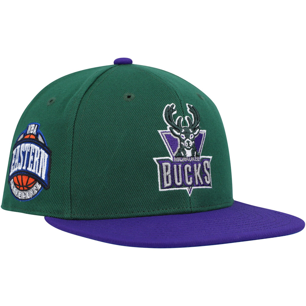 [6HSFSH22051-MBUGREN] MENS NBA MILWAUKEE BUCKS COAST 2 COAST FITTED