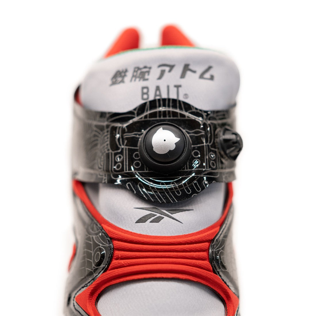 [100207725/GY3767] MENS REEBOK INSTAPUMP FURY ZONE X BAIT ASTRO BOY